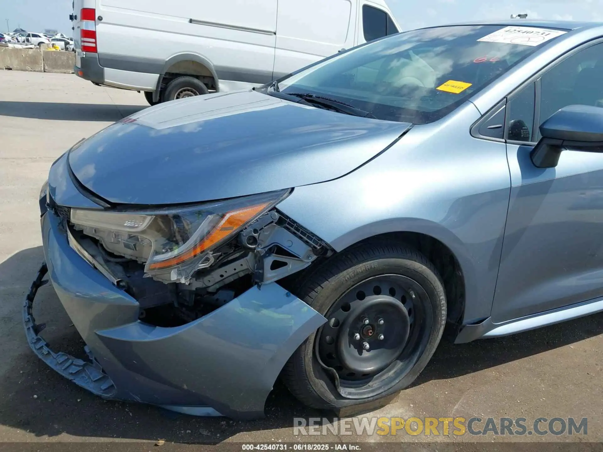 21 Photograph of a damaged car JTDEPMAE0MJ175240 TOYOTA COROLLA 2021