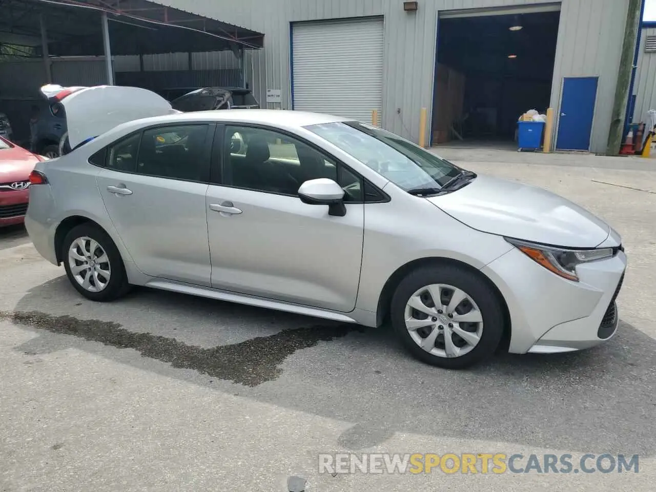 4 Photograph of a damaged car JTDEPMAE0MJ182768 TOYOTA COROLLA 2021
