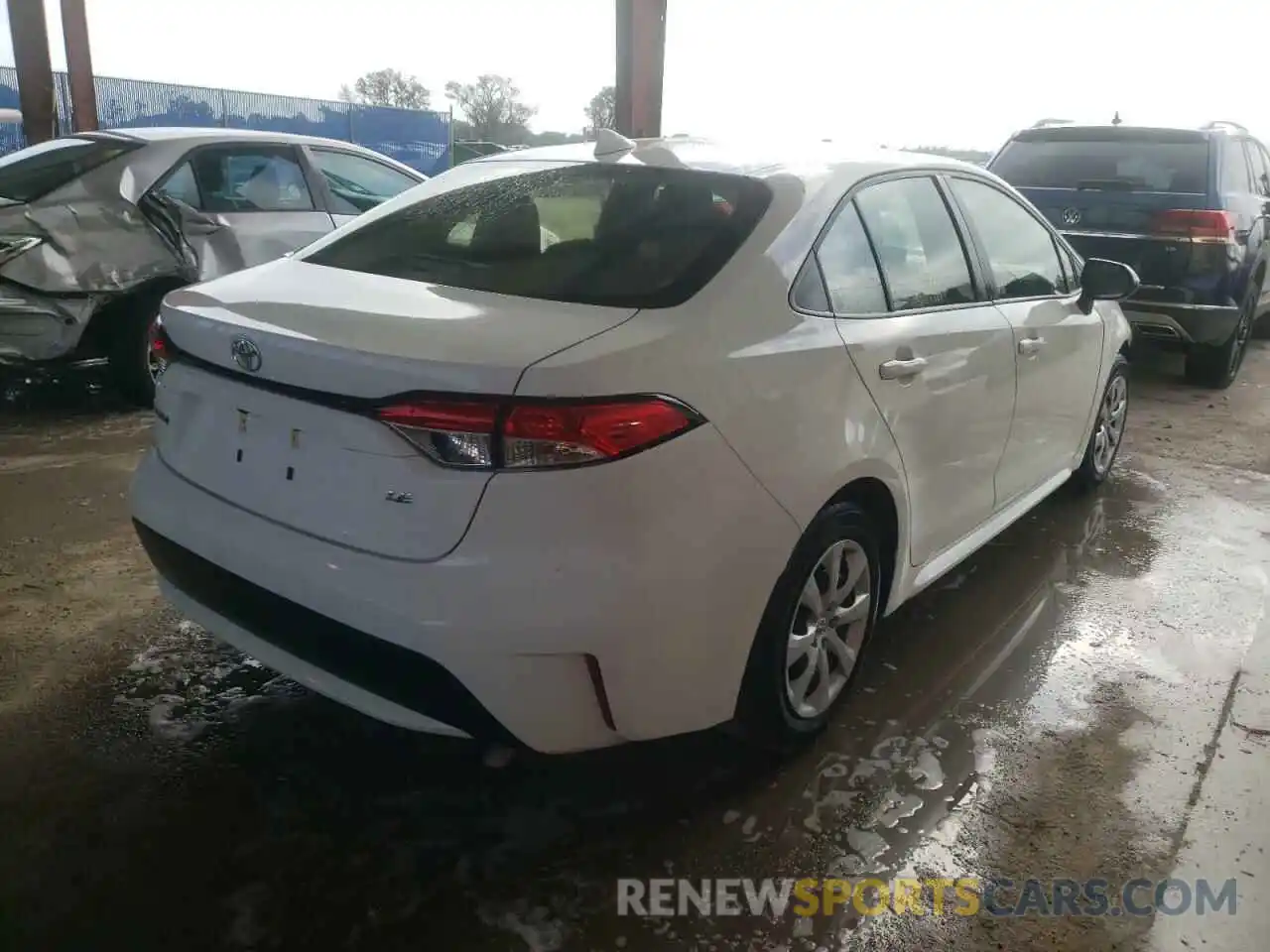 4 Photograph of a damaged car JTDEPMAE0MJ183919 TOYOTA COROLLA 2021