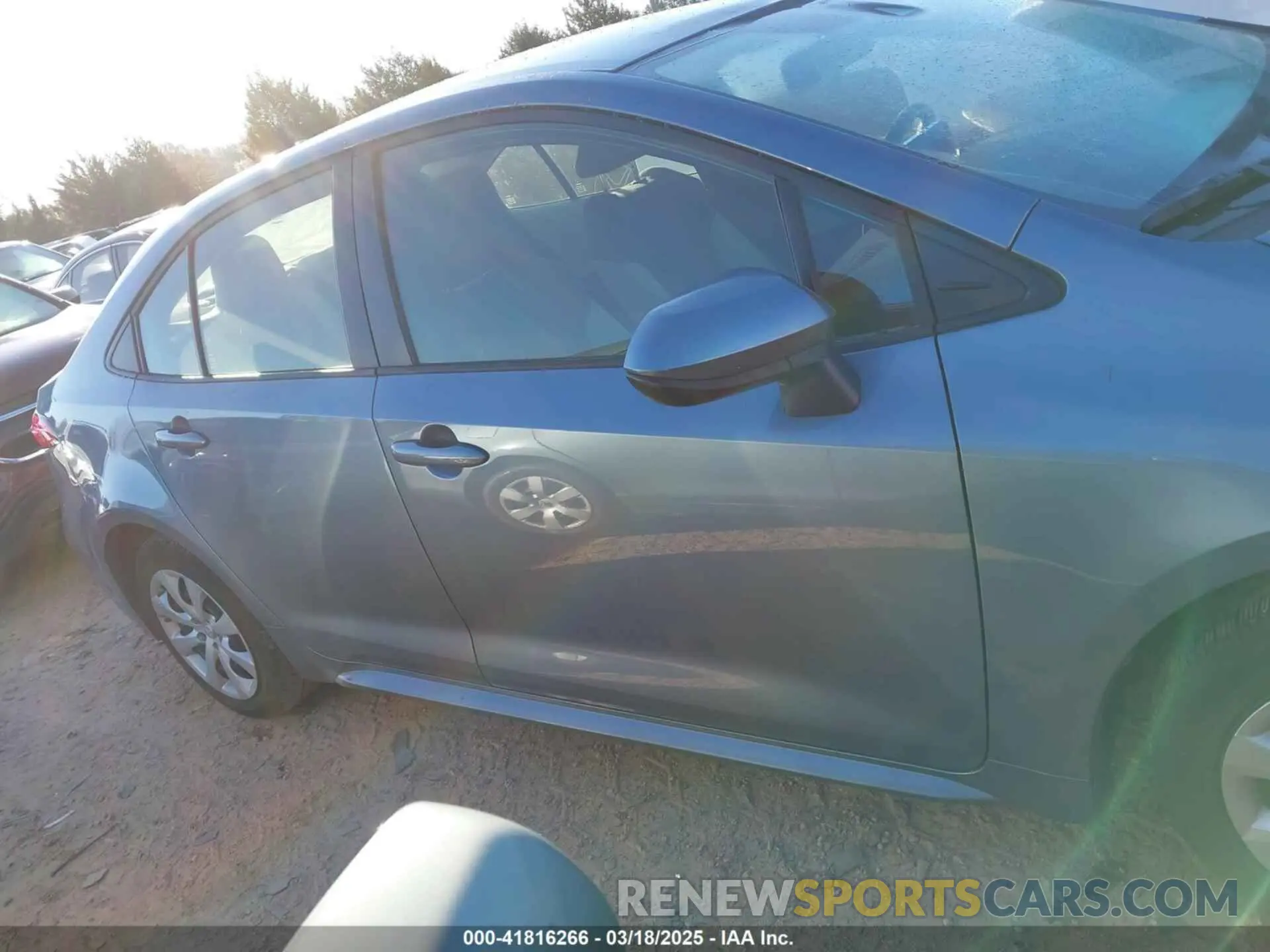 13 Photograph of a damaged car JTDEPMAE0MJ186416 TOYOTA COROLLA 2021