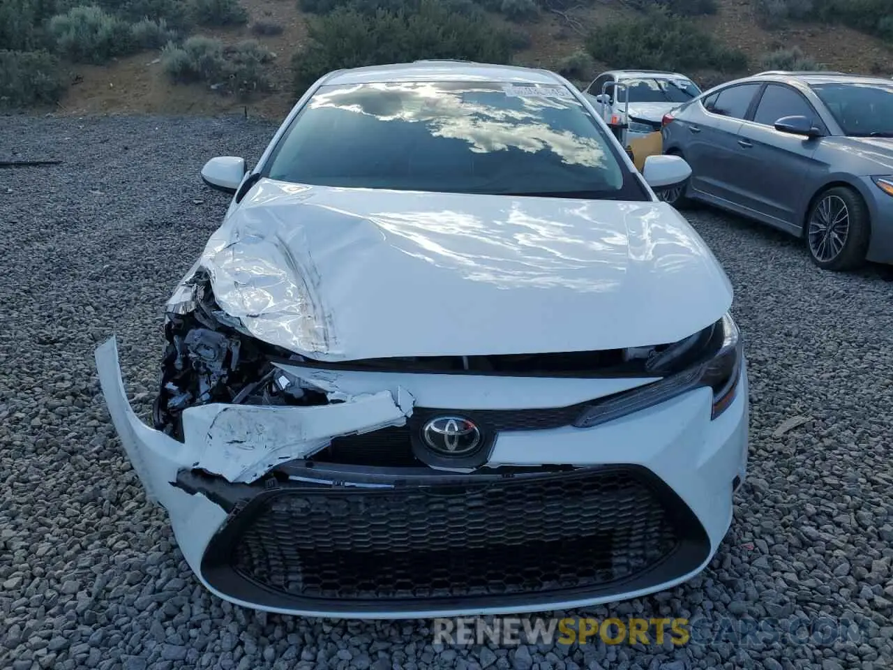 5 Photograph of a damaged car JTDEPMAE0MJ189669 TOYOTA COROLLA 2021