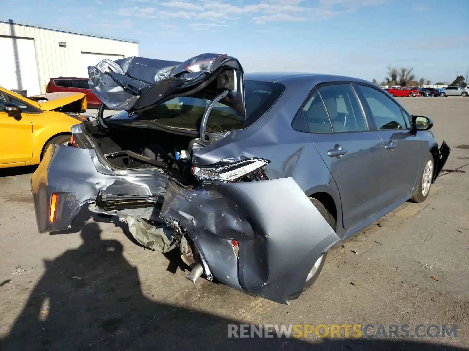 4 Photograph of a damaged car JTDEPMAE1MJ118979 TOYOTA COROLLA 2021