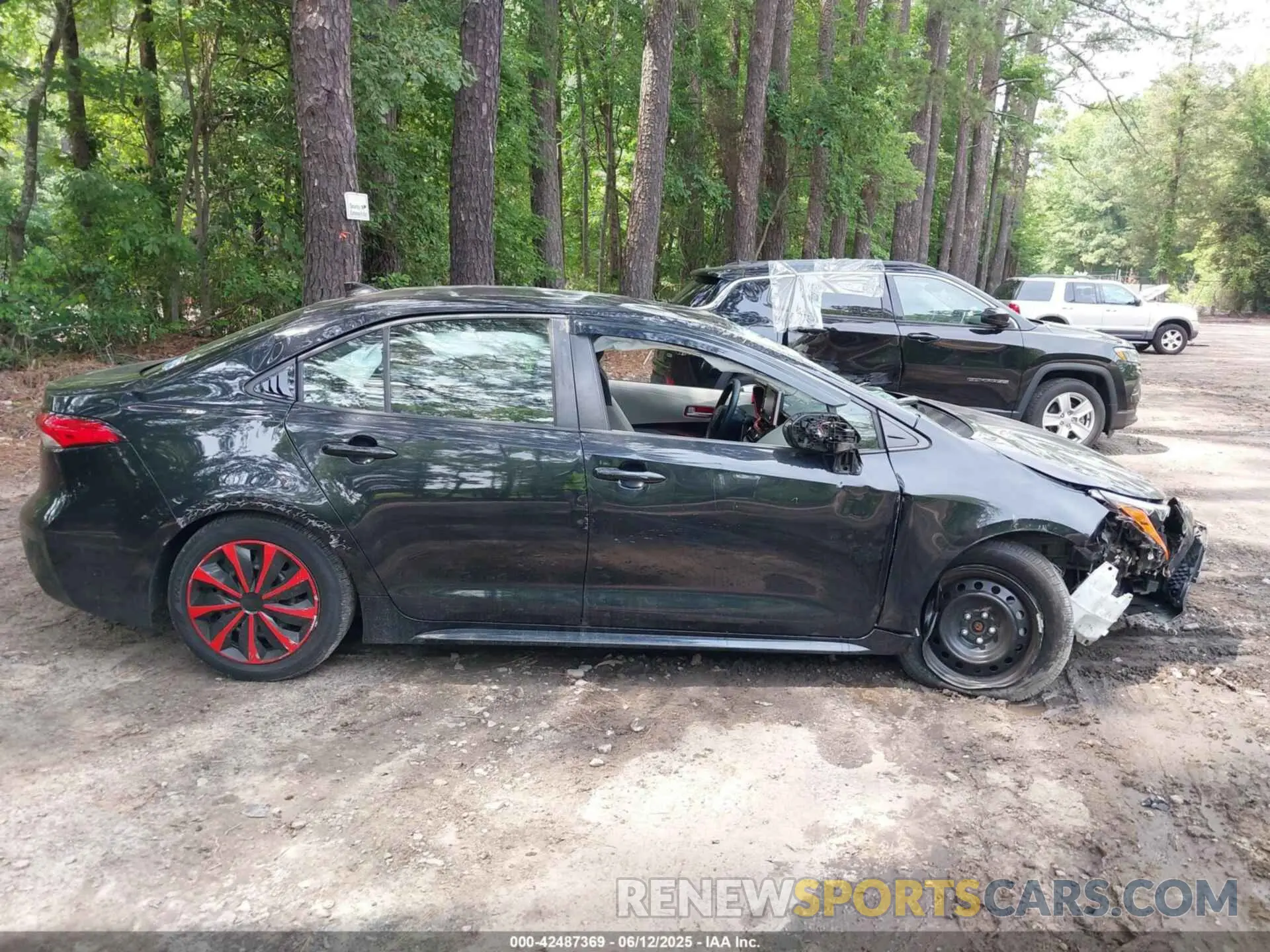 13 Photograph of a damaged car JTDEPMAE1MJ127116 TOYOTA COROLLA 2021