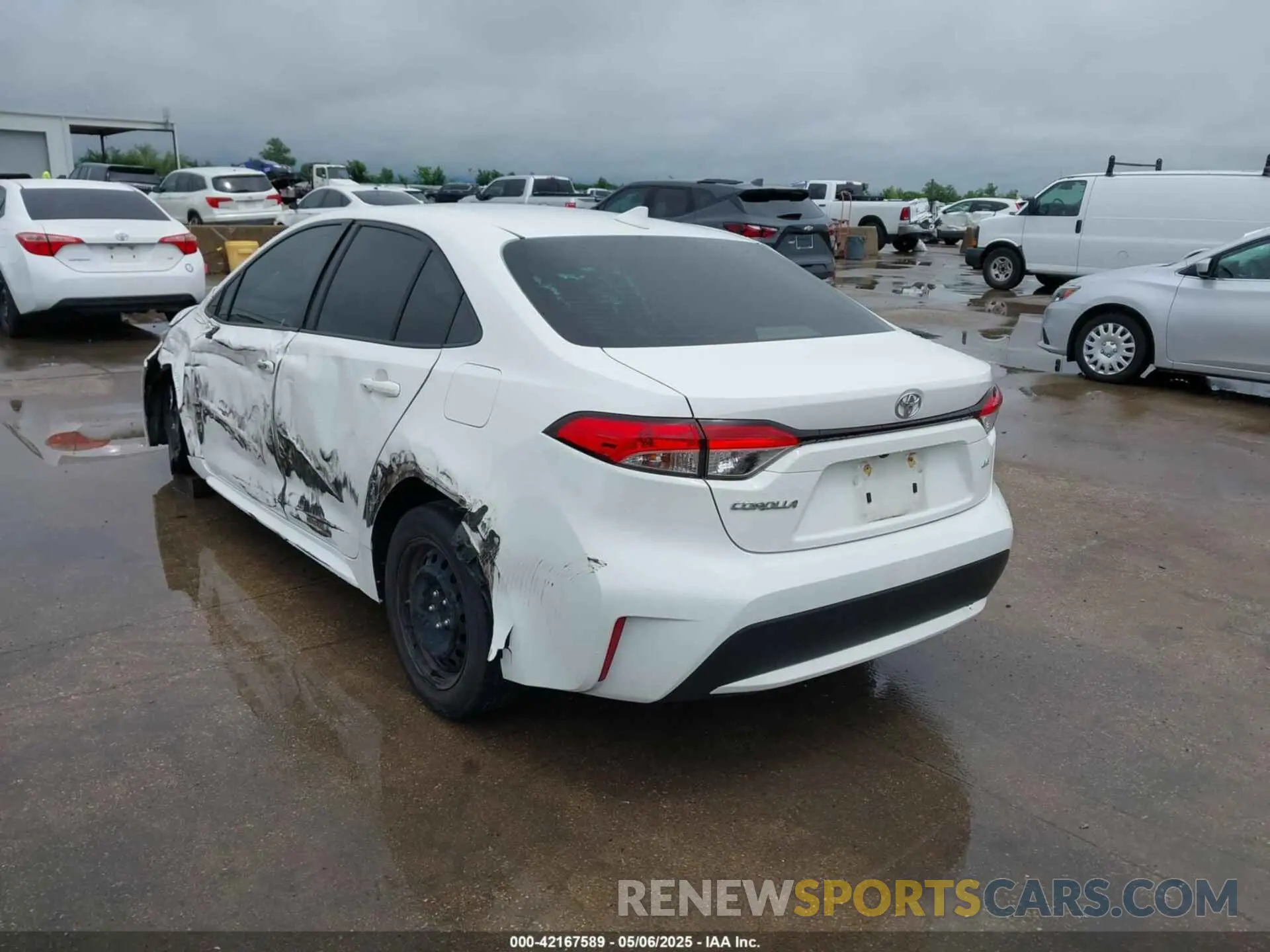 3 Photograph of a damaged car JTDEPMAE1MJ140223 TOYOTA COROLLA 2021