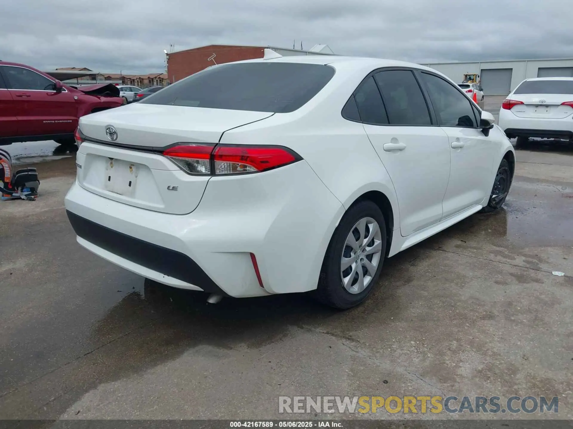 4 Photograph of a damaged car JTDEPMAE1MJ140223 TOYOTA COROLLA 2021