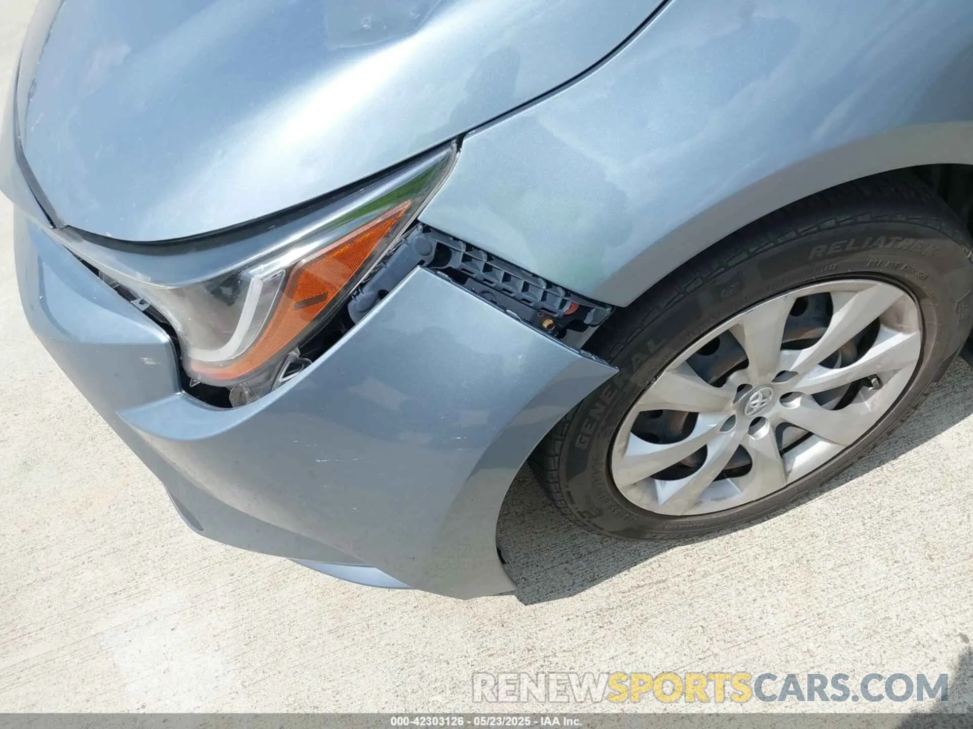 17 Photograph of a damaged car JTDEPMAE1MJ140285 TOYOTA COROLLA 2021