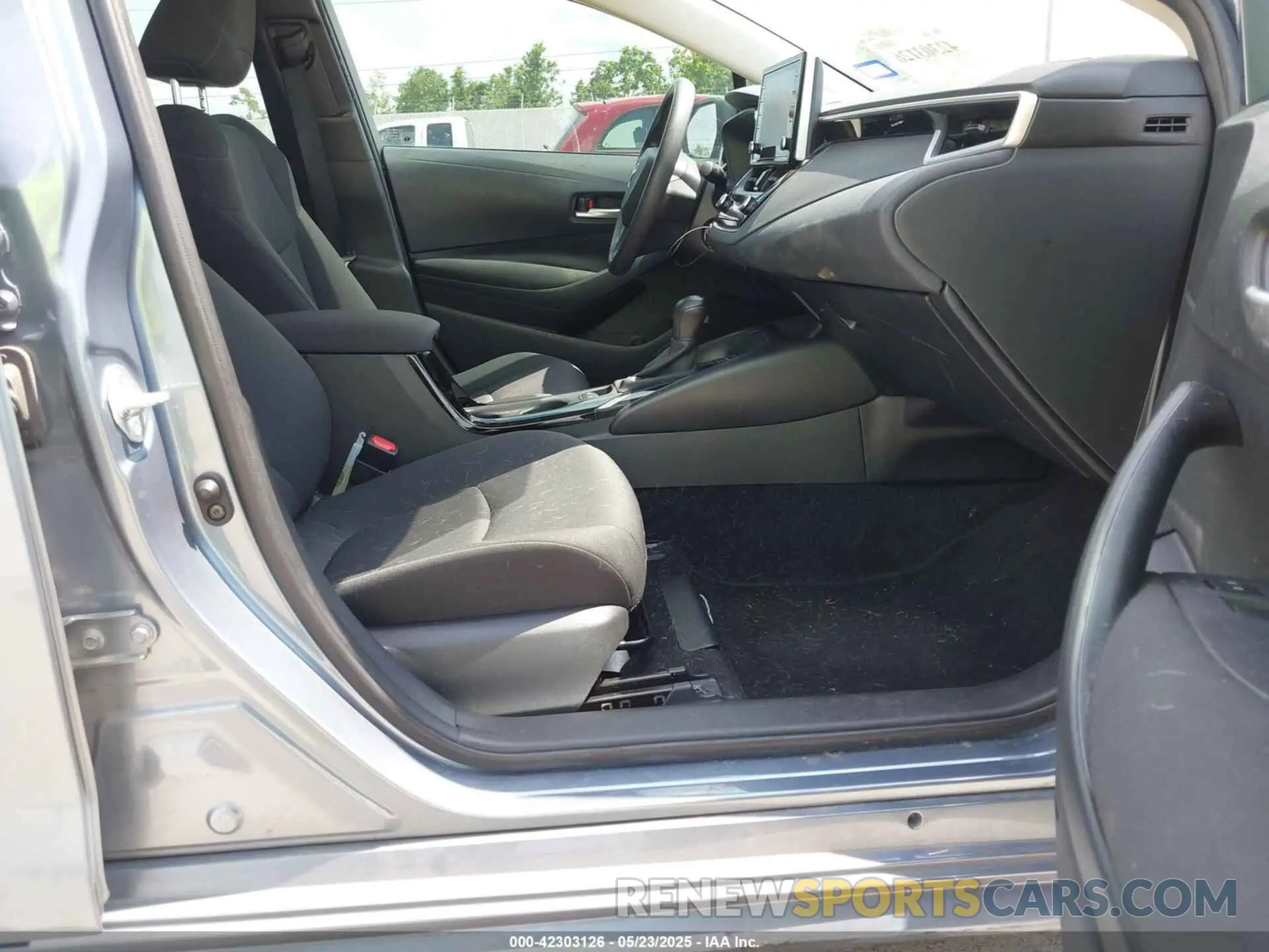 5 Photograph of a damaged car JTDEPMAE1MJ140285 TOYOTA COROLLA 2021