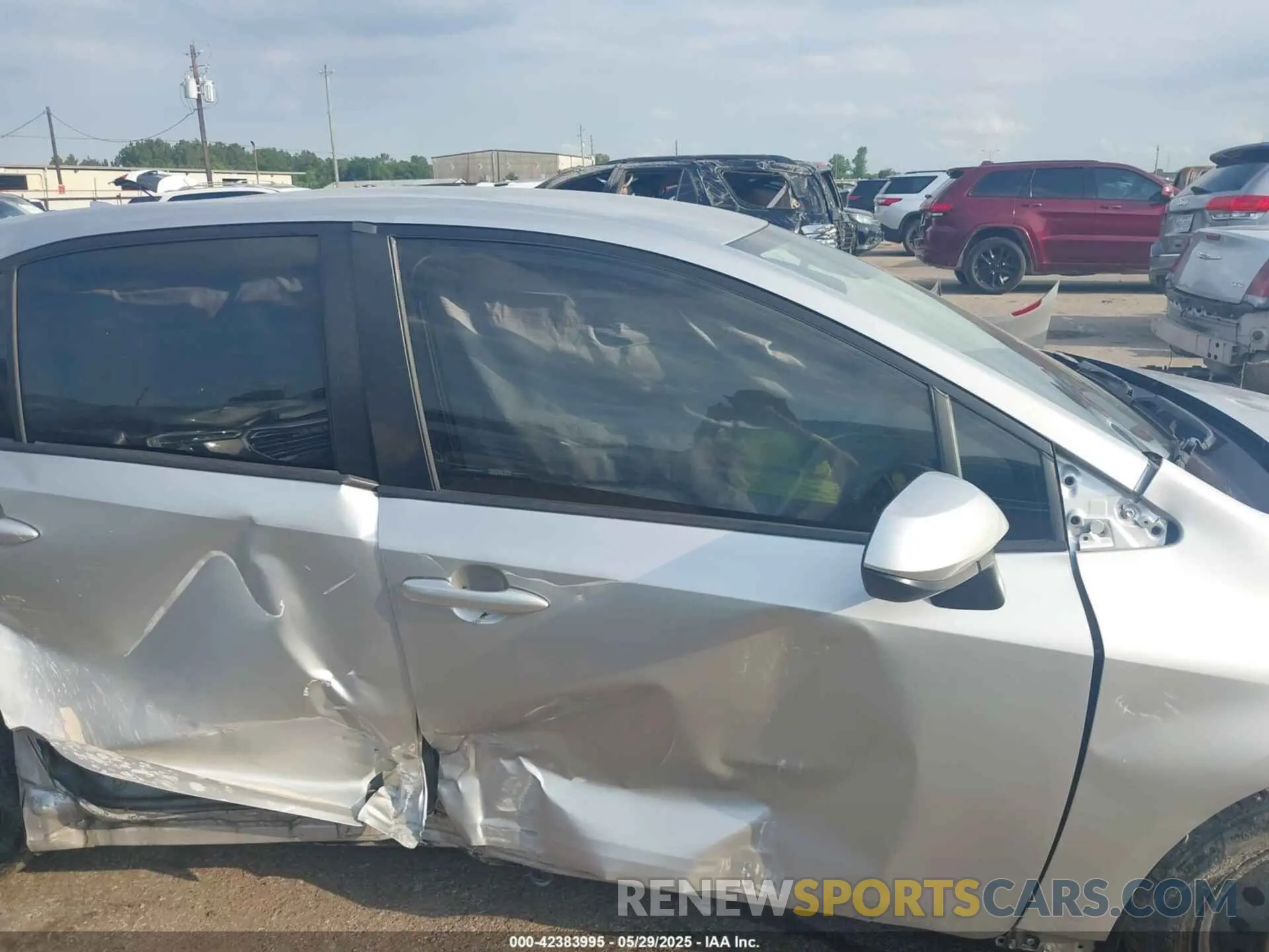 13 Photograph of a damaged car JTDEPMAE1MJ160293 TOYOTA COROLLA 2021