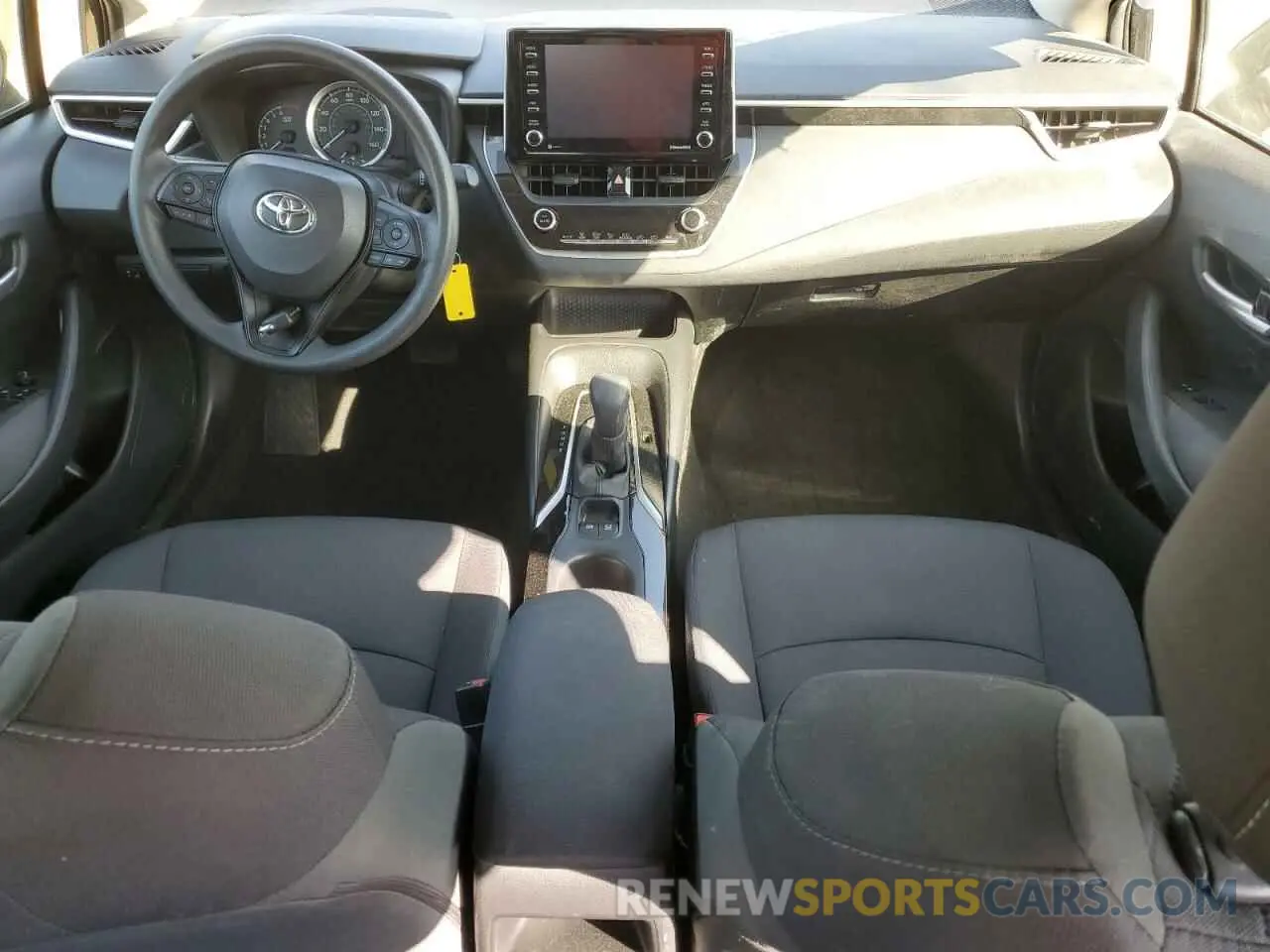 8 Photograph of a damaged car JTDEPMAE1MJ168118 TOYOTA COROLLA 2021
