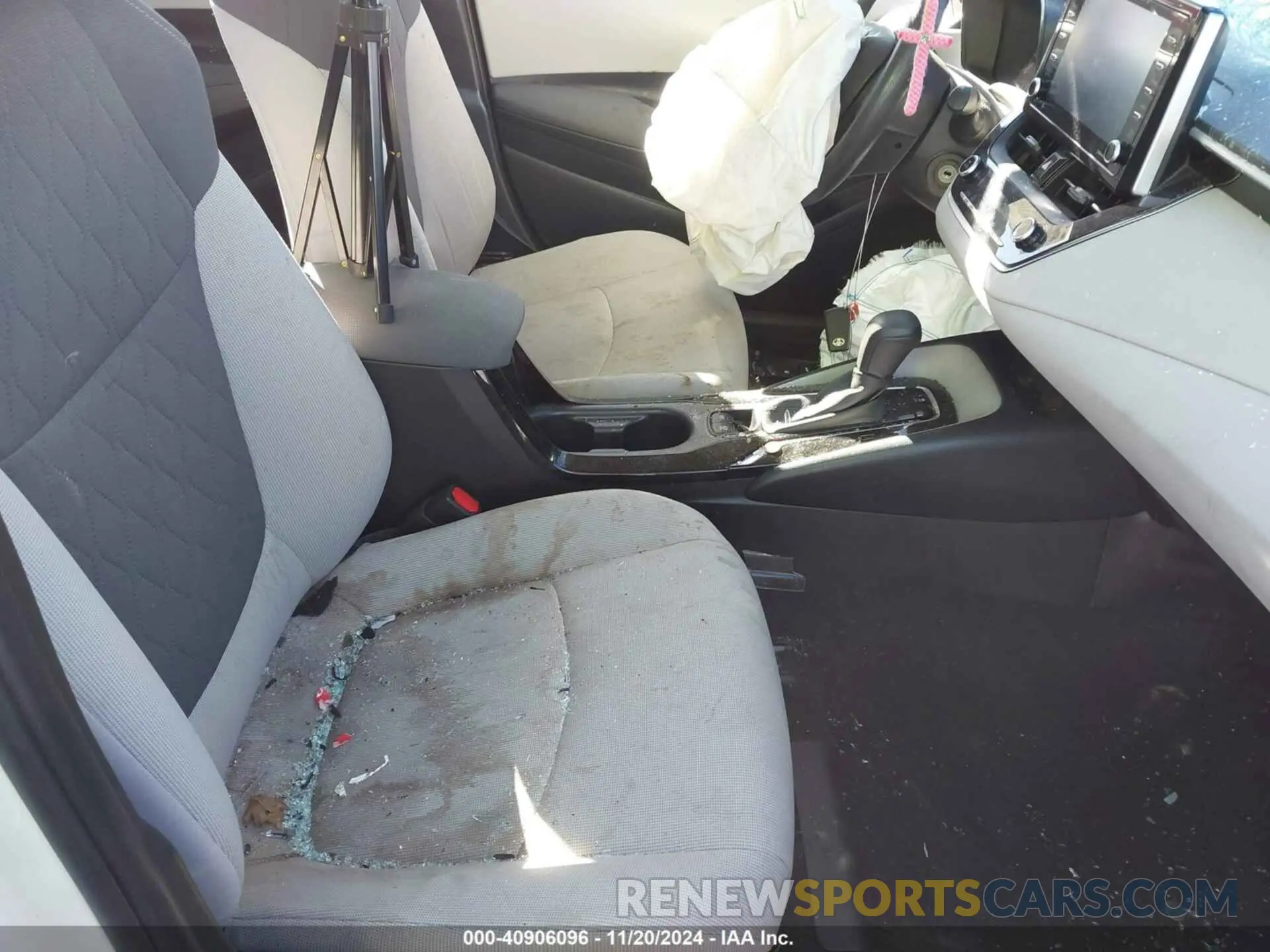 5 Photograph of a damaged car JTDEPMAE1MJ186943 TOYOTA COROLLA 2021