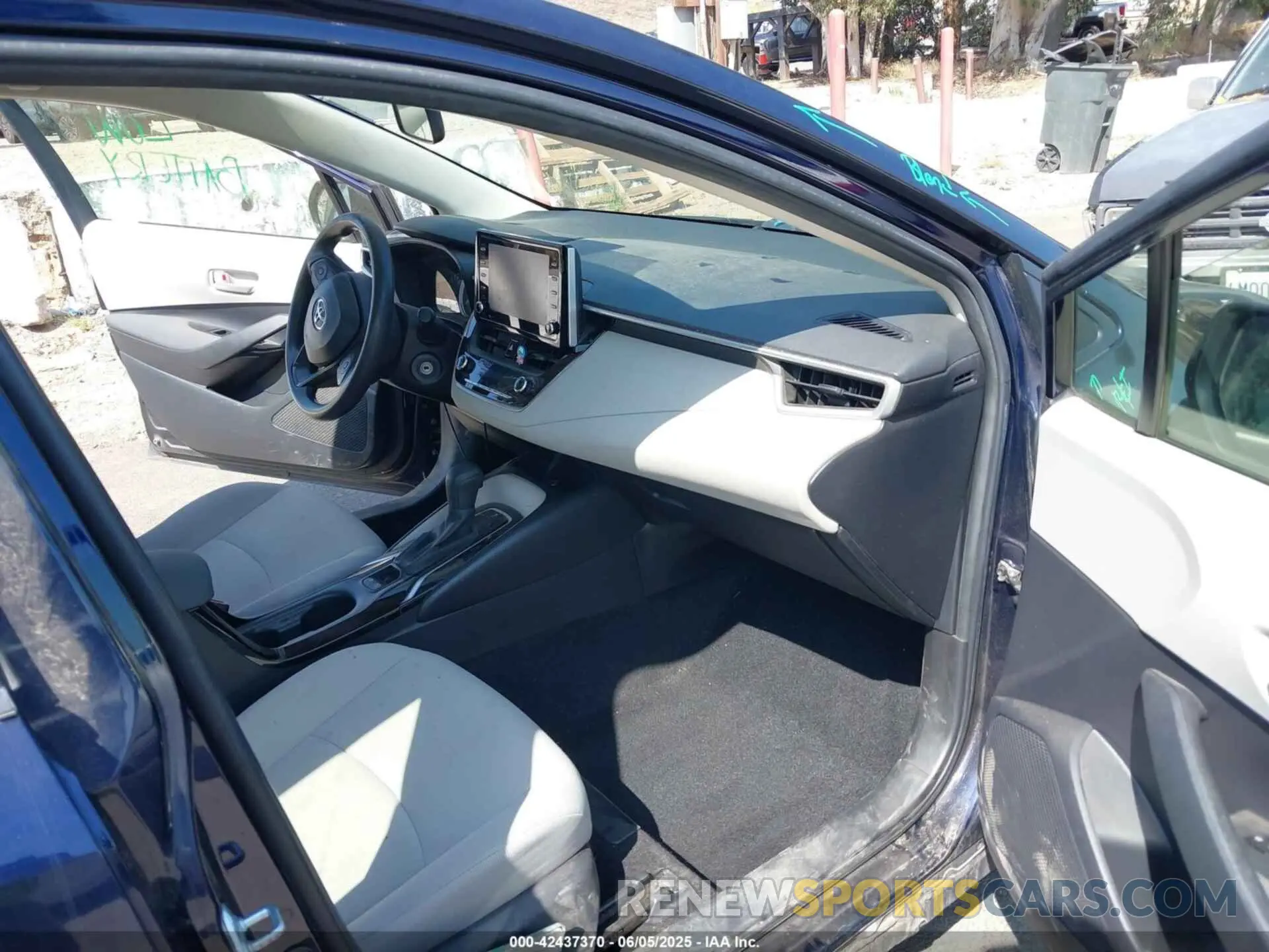5 Photograph of a damaged car JTDEPMAE2MJ132745 TOYOTA COROLLA 2021
