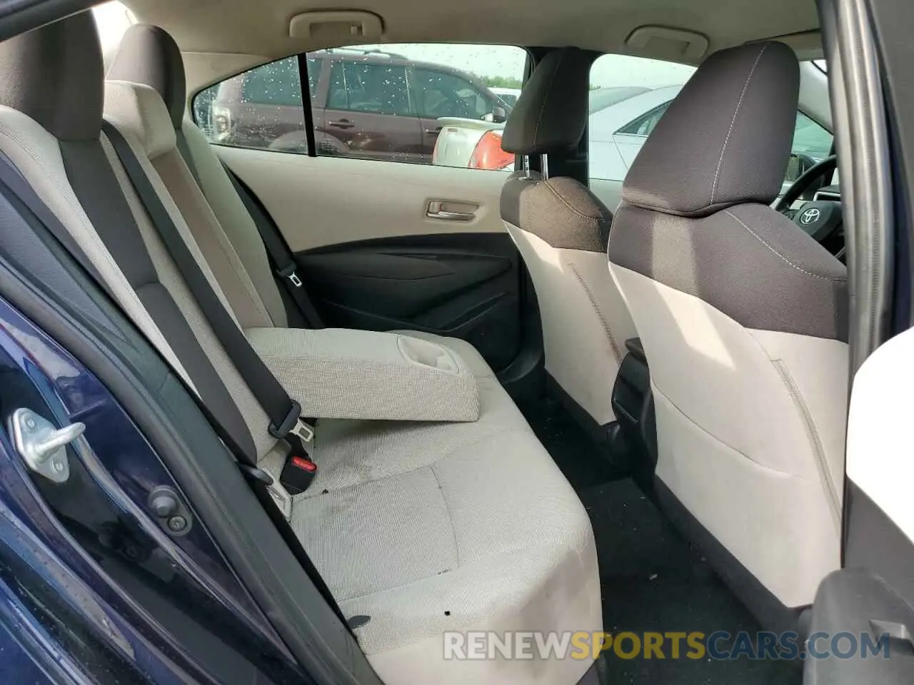 10 Photograph of a damaged car JTDEPMAE2MJ142384 TOYOTA COROLLA 2021