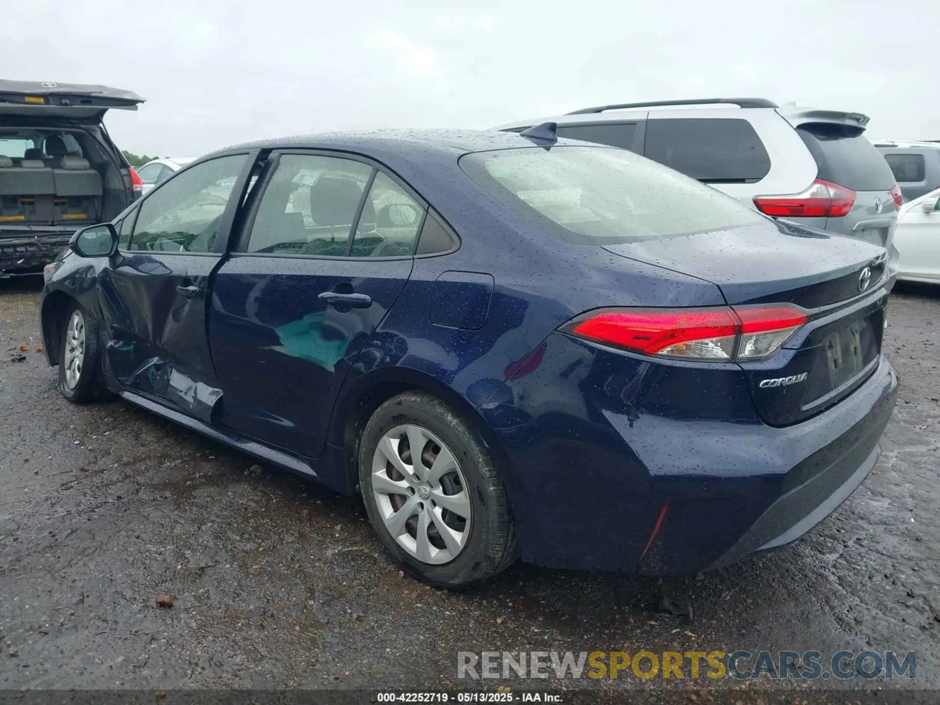 3 Photograph of a damaged car JTDEPMAE2MJ149402 TOYOTA COROLLA 2021