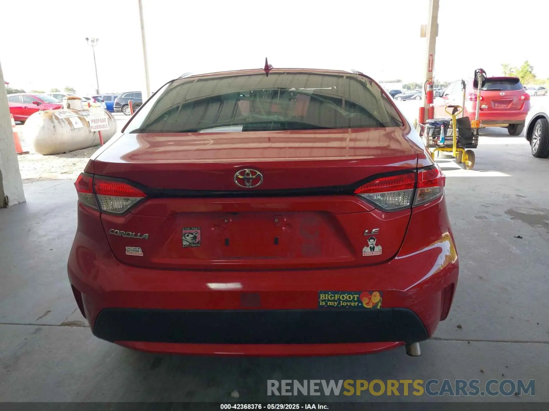 17 Photograph of a damaged car JTDEPMAE2MJ167026 TOYOTA COROLLA 2021