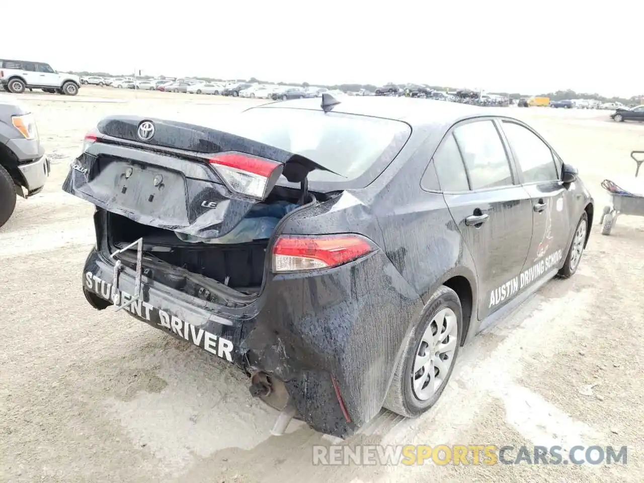 4 Photograph of a damaged car JTDEPMAE2MJ172968 TOYOTA COROLLA 2021