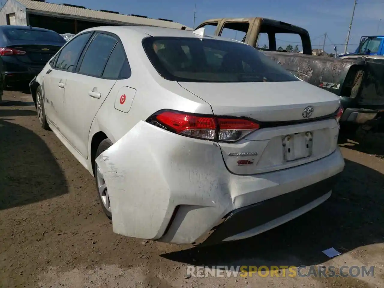 3 Photograph of a damaged car JTDEPMAE3MJ118501 TOYOTA COROLLA 2021