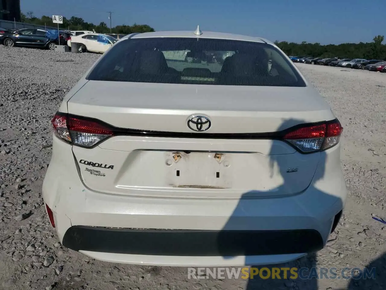 6 Photograph of a damaged car JTDEPMAE3MJ126873 TOYOTA COROLLA 2021