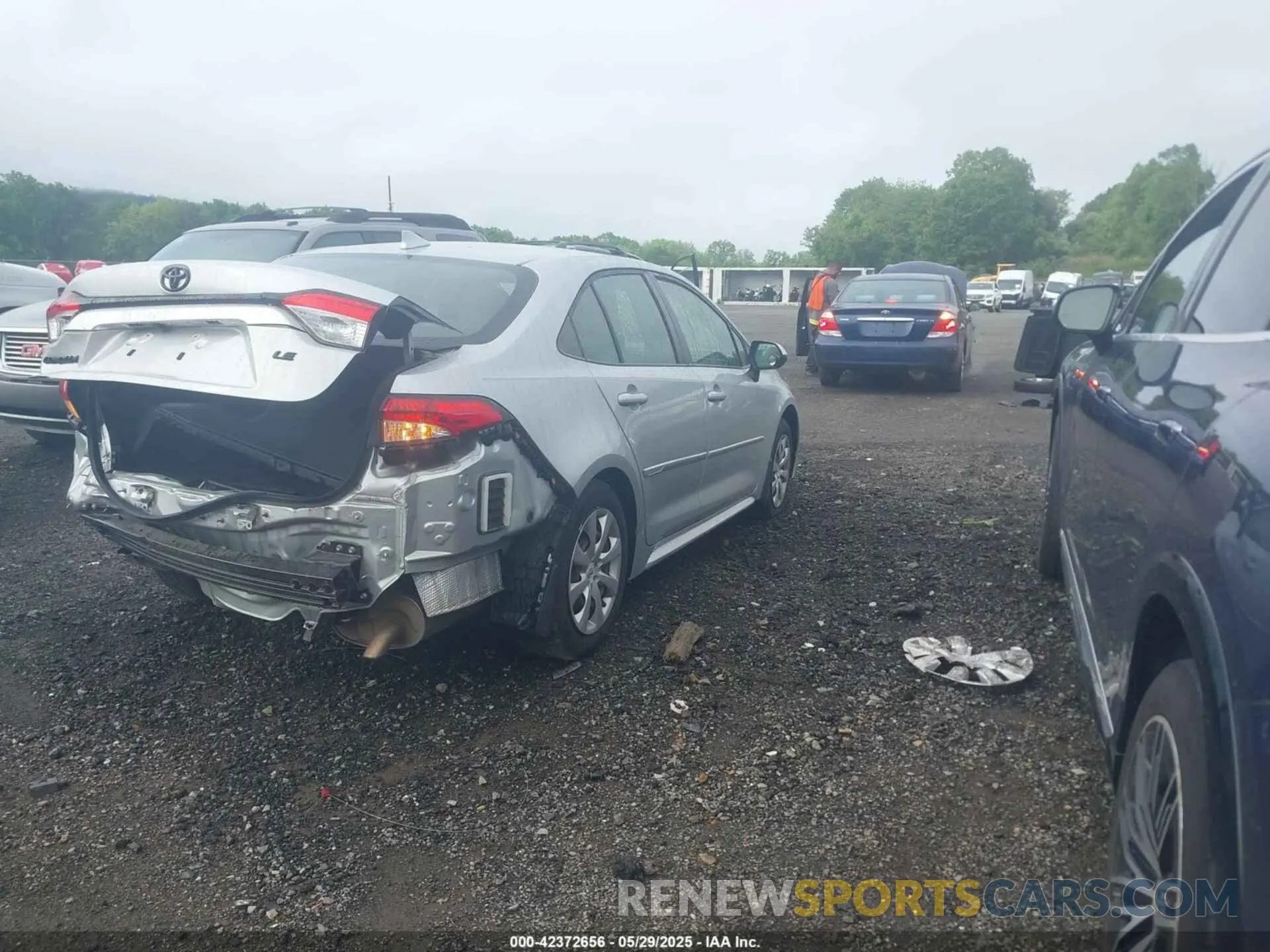 4 Photograph of a damaged car JTDEPMAE3MJ131636 TOYOTA COROLLA 2021