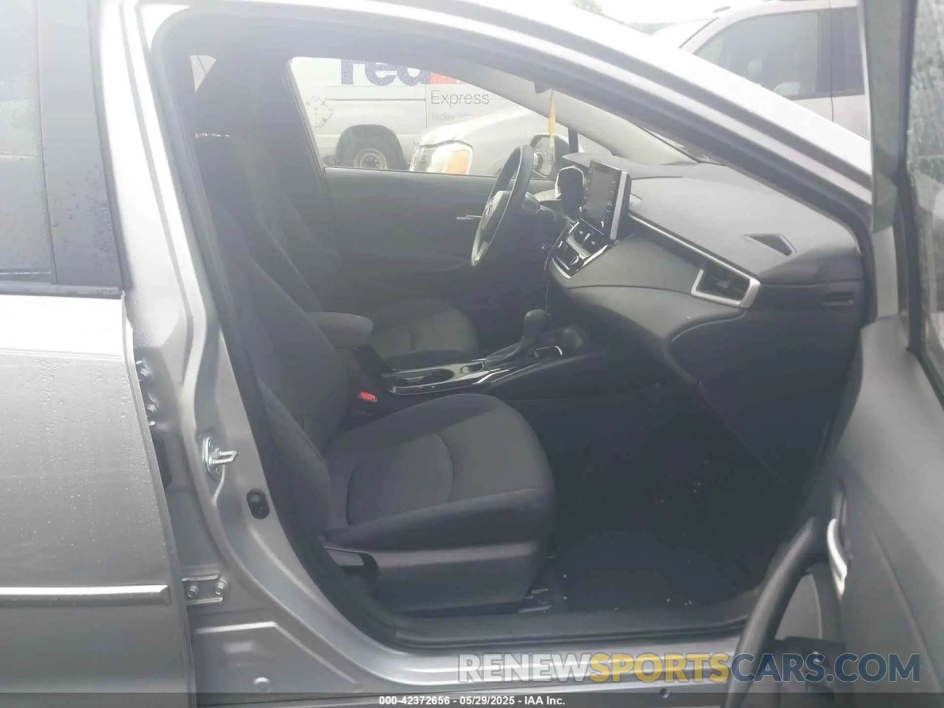 5 Photograph of a damaged car JTDEPMAE3MJ131636 TOYOTA COROLLA 2021