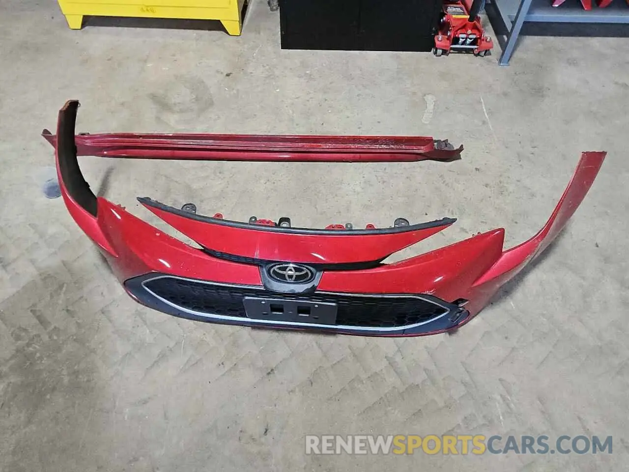 12 Photograph of a damaged car JTDEPMAE3MJ138487 TOYOTA COROLLA 2021