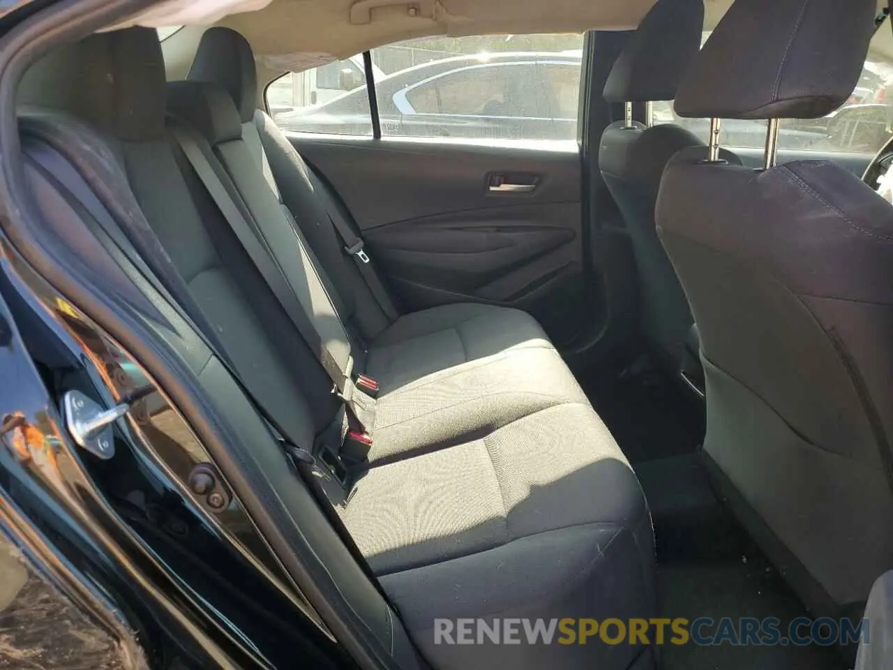 10 Photograph of a damaged car JTDEPMAE3MJ139378 TOYOTA COROLLA 2021