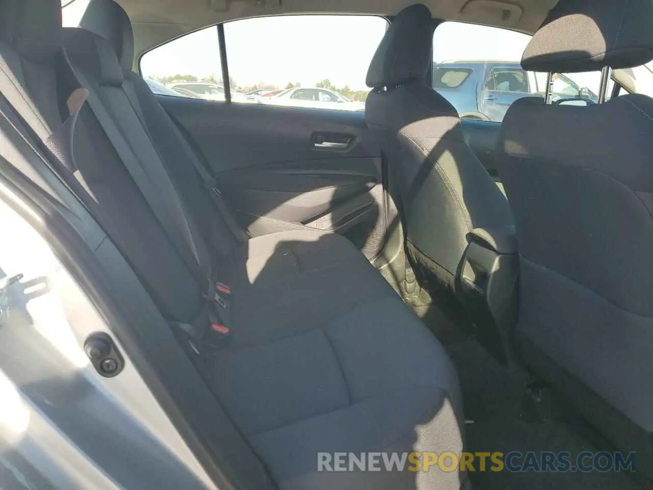 10 Photograph of a damaged car JTDEPMAE3MJ148209 TOYOTA COROLLA 2021