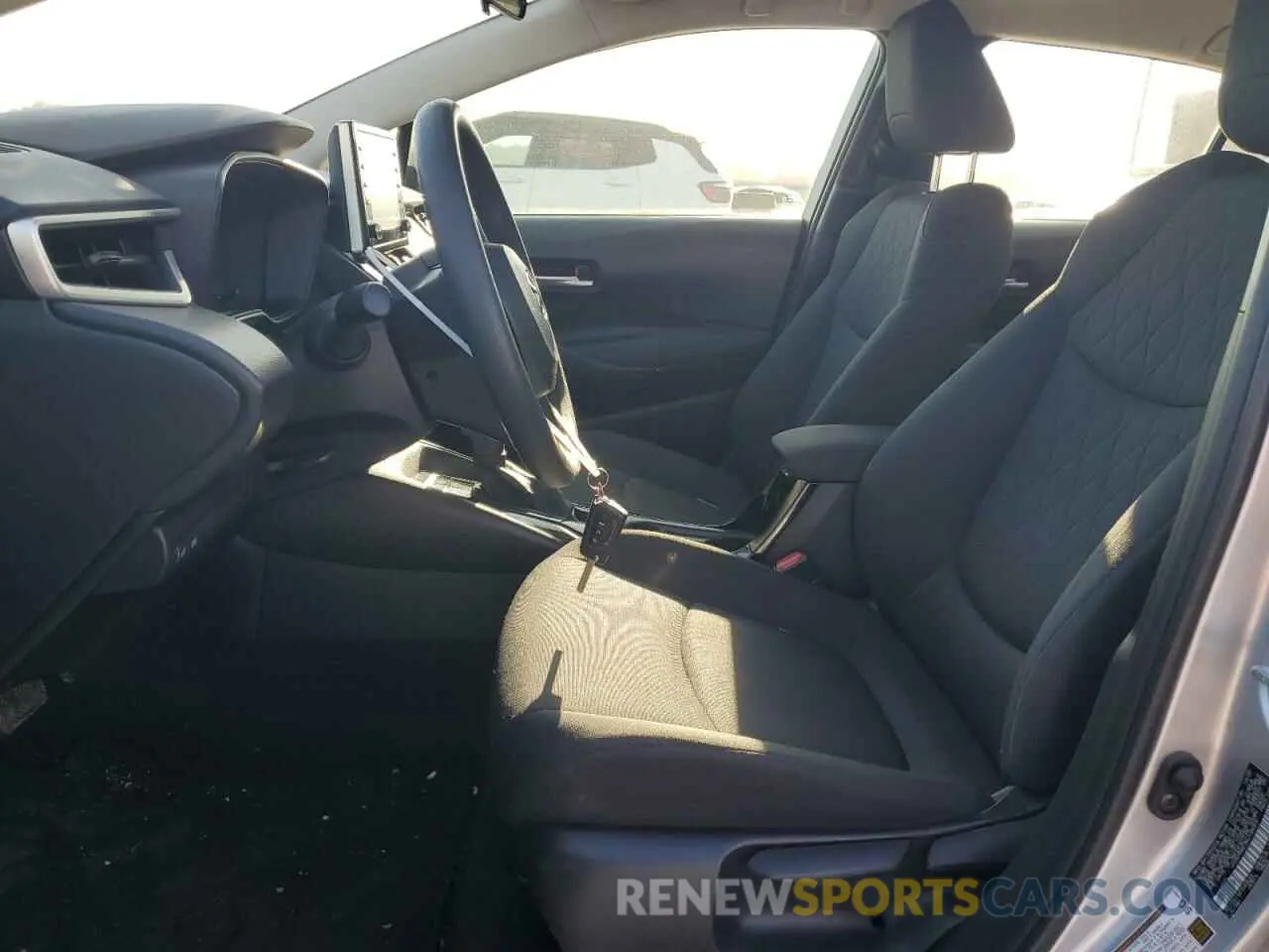 7 Photograph of a damaged car JTDEPMAE3MJ148209 TOYOTA COROLLA 2021