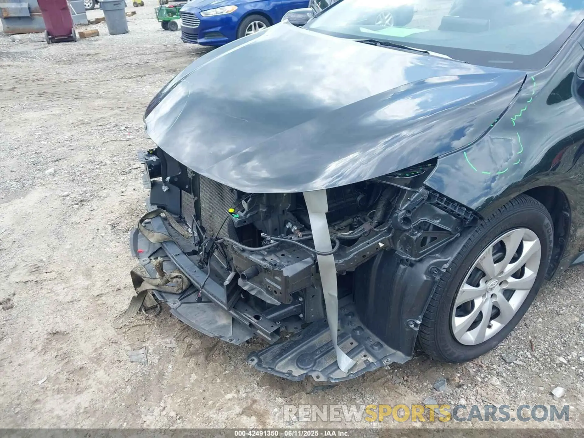 6 Photograph of a damaged car JTDEPMAE3MJ184112 TOYOTA COROLLA 2021