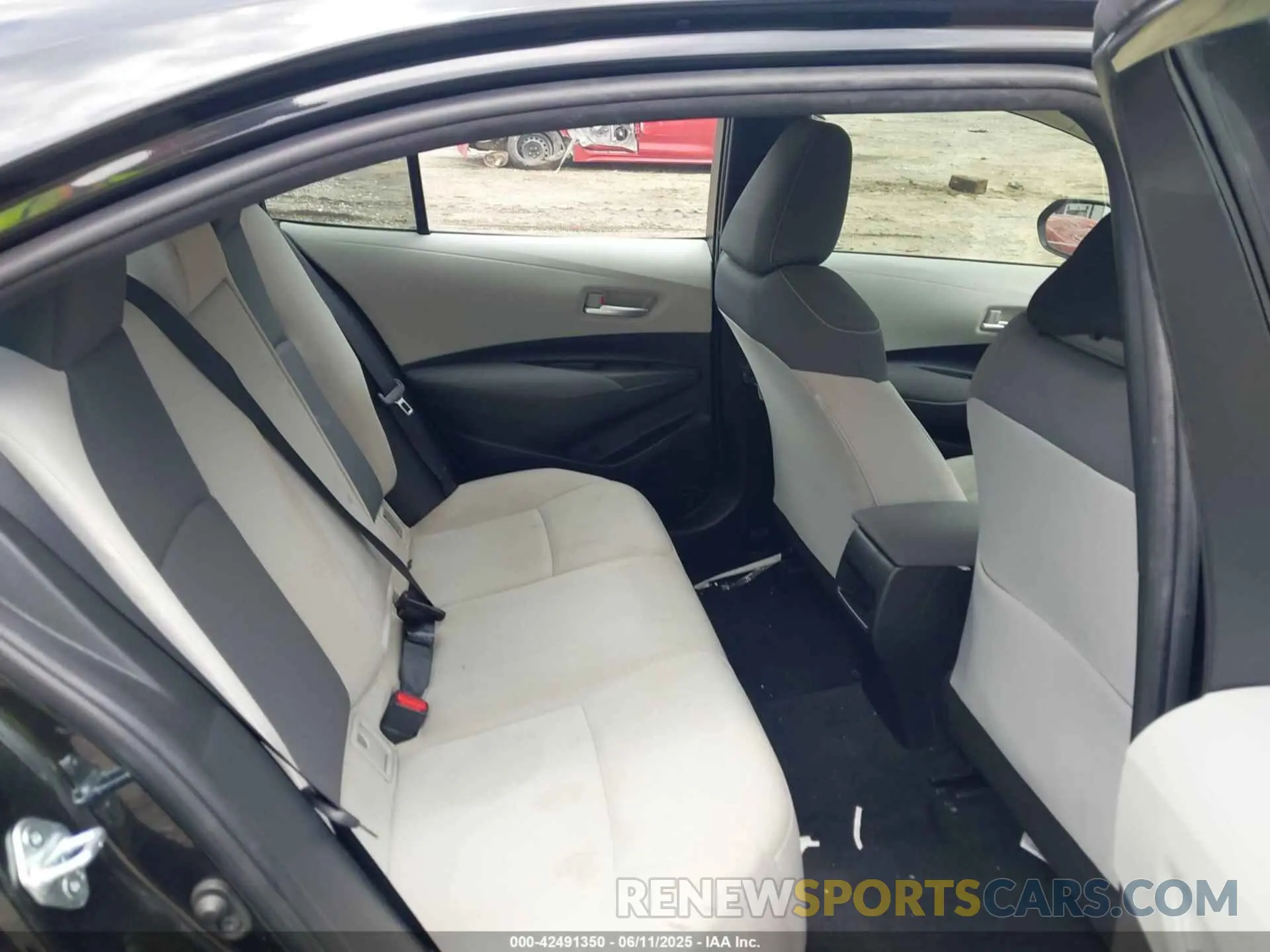 8 Photograph of a damaged car JTDEPMAE3MJ184112 TOYOTA COROLLA 2021