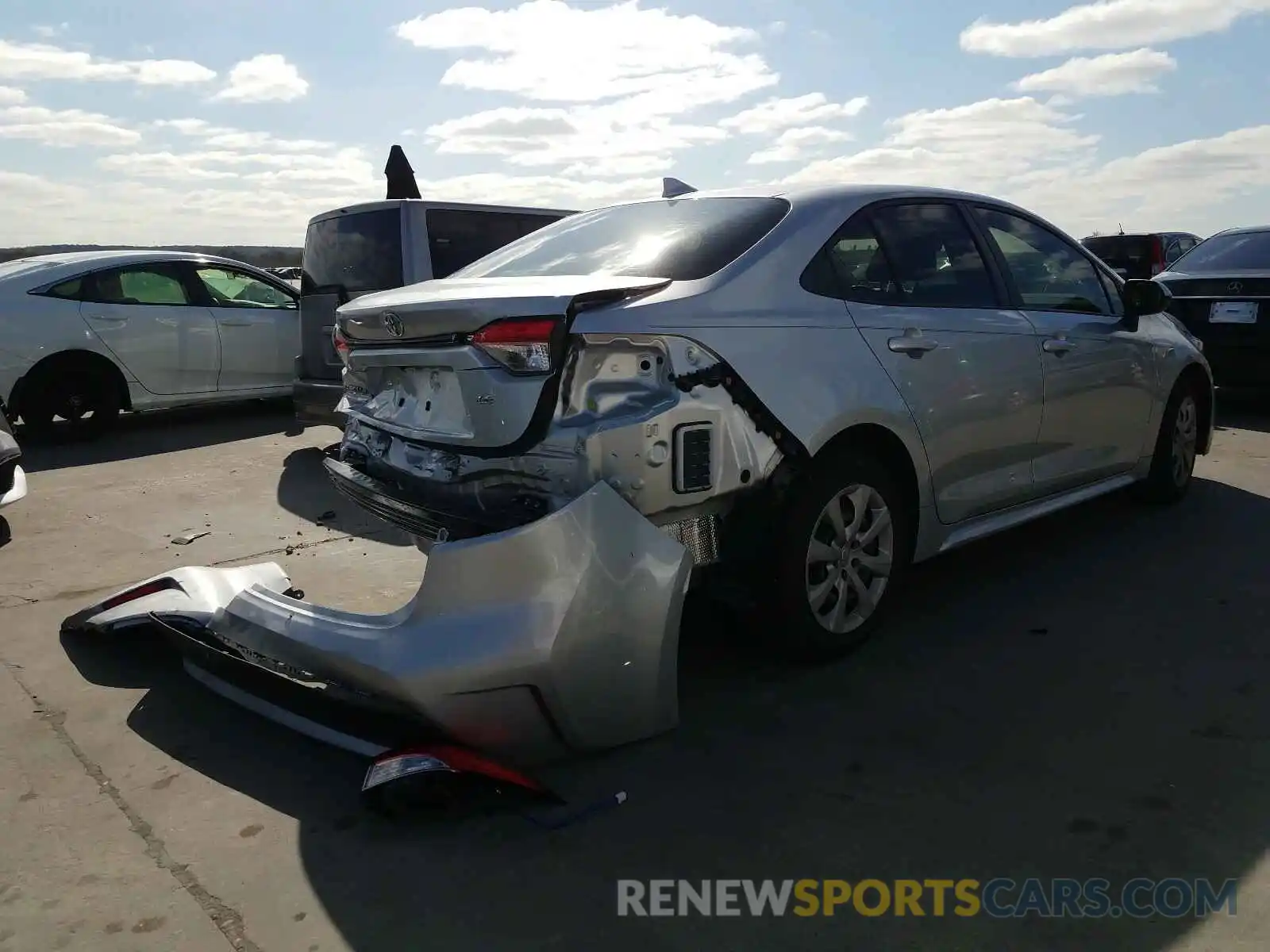 4 Photograph of a damaged car JTDEPMAE4MJ135436 TOYOTA COROLLA 2021