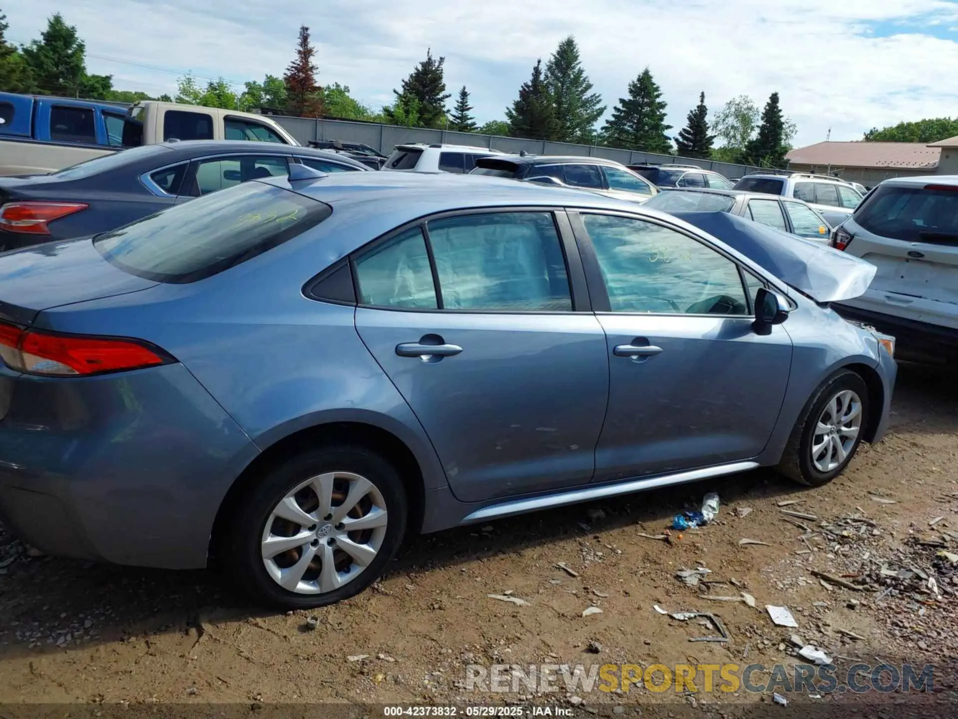 12 Photograph of a damaged car JTDEPMAE4MJ140703 TOYOTA COROLLA 2021