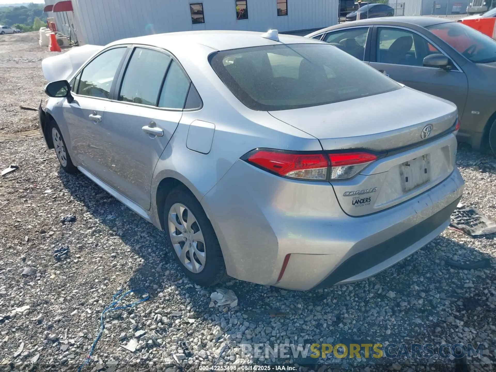 3 Photograph of a damaged car JTDEPMAE4MJ142001 TOYOTA COROLLA 2021