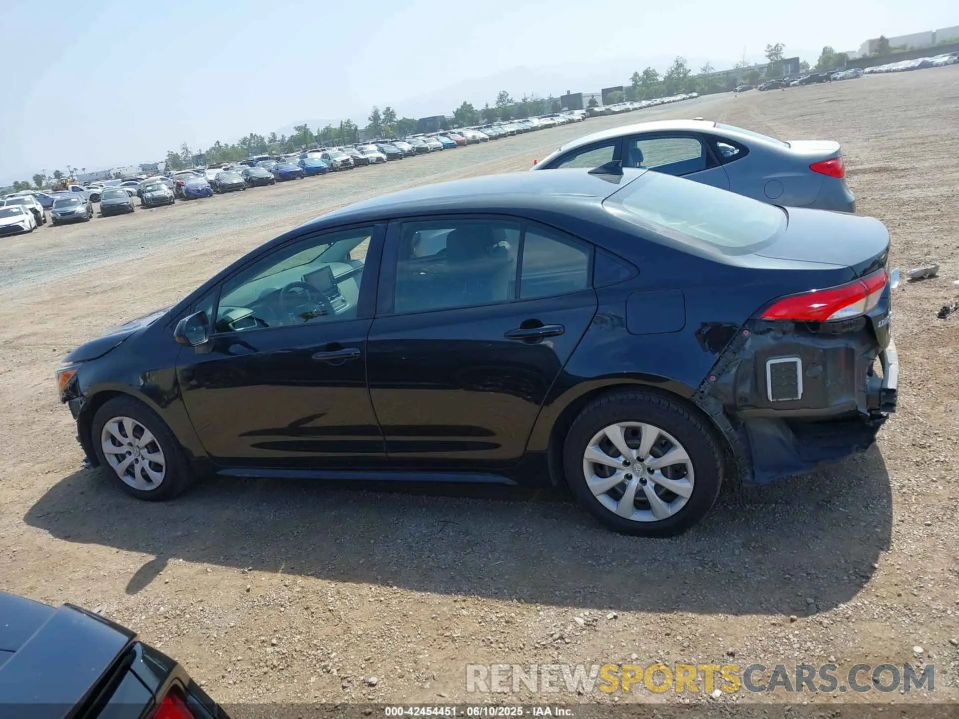 15 Photograph of a damaged car JTDEPMAE4MJ148767 TOYOTA COROLLA 2021