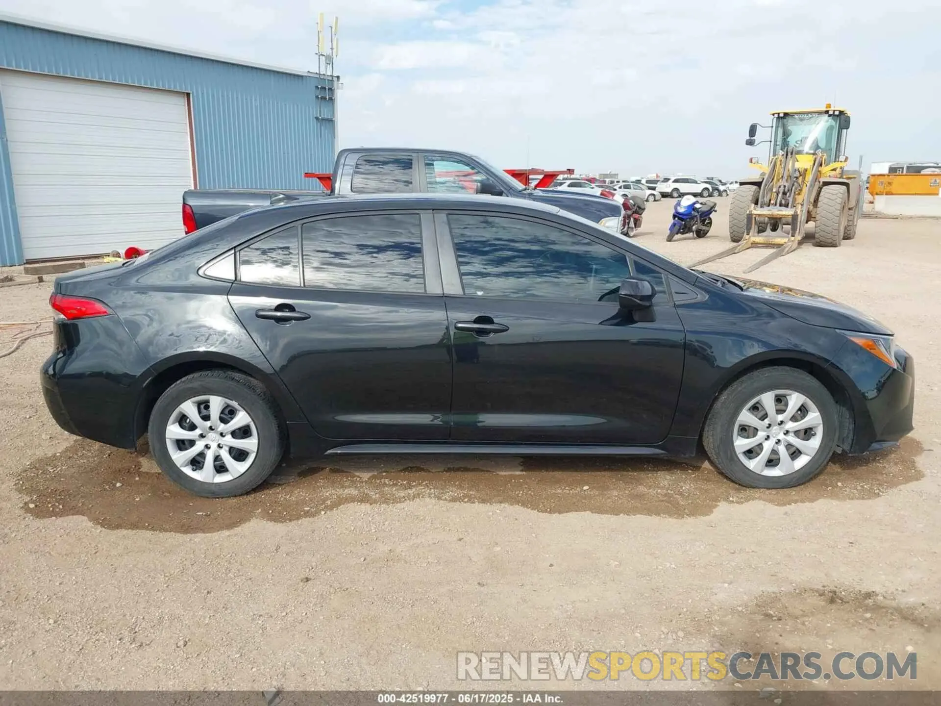 13 Photograph of a damaged car JTDEPMAE4MJ154312 TOYOTA COROLLA 2021