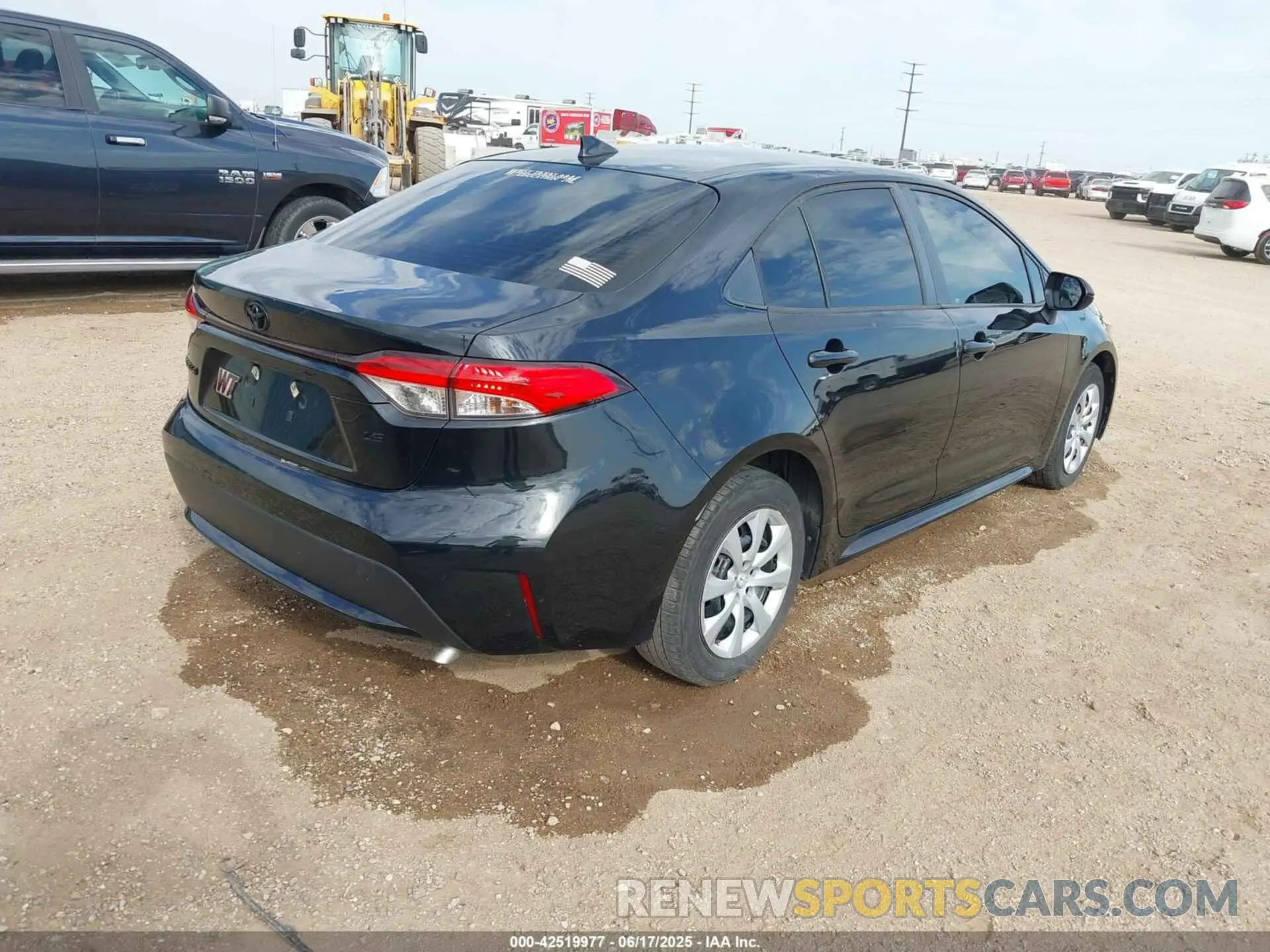 4 Photograph of a damaged car JTDEPMAE4MJ154312 TOYOTA COROLLA 2021