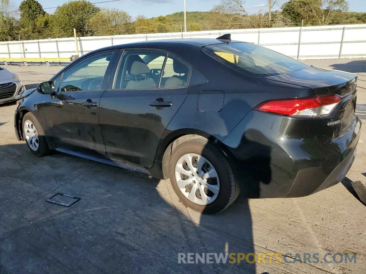 2 Photograph of a damaged car JTDEPMAE4MJ171028 TOYOTA COROLLA 2021