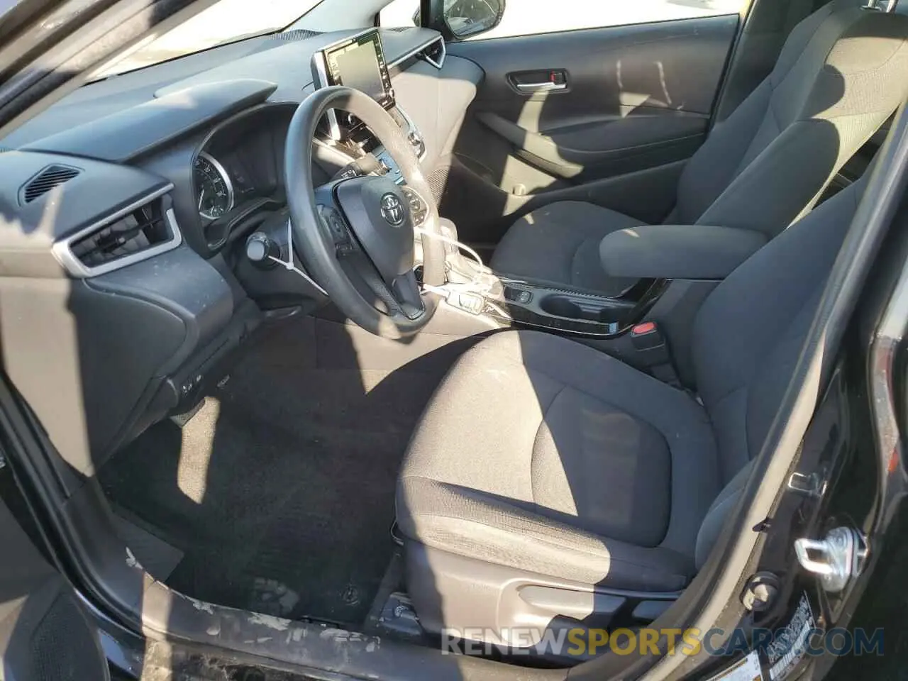 7 Photograph of a damaged car JTDEPMAE4MJ171028 TOYOTA COROLLA 2021
