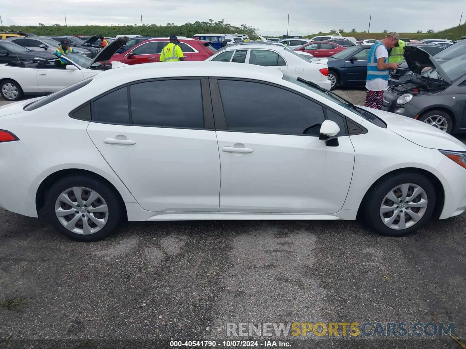 12 Photograph of a damaged car JTDEPMAE4MJ171921 TOYOTA COROLLA 2021