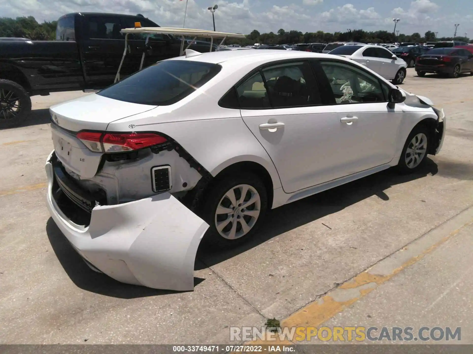 4 Photograph of a damaged car JTDEPMAE4MJ185866 TOYOTA COROLLA 2021