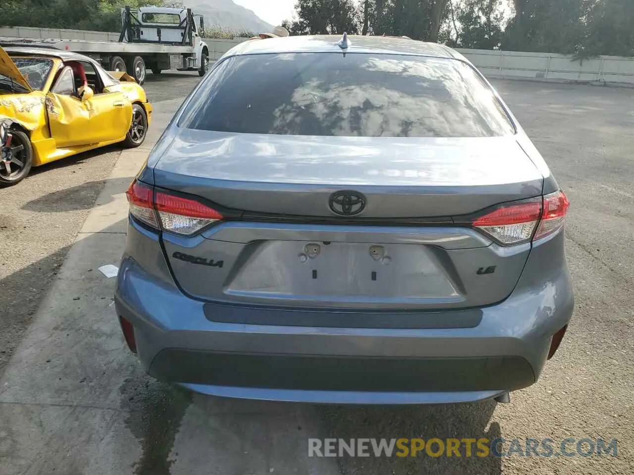 6 Photograph of a damaged car JTDEPMAE4MJ187195 TOYOTA COROLLA 2021