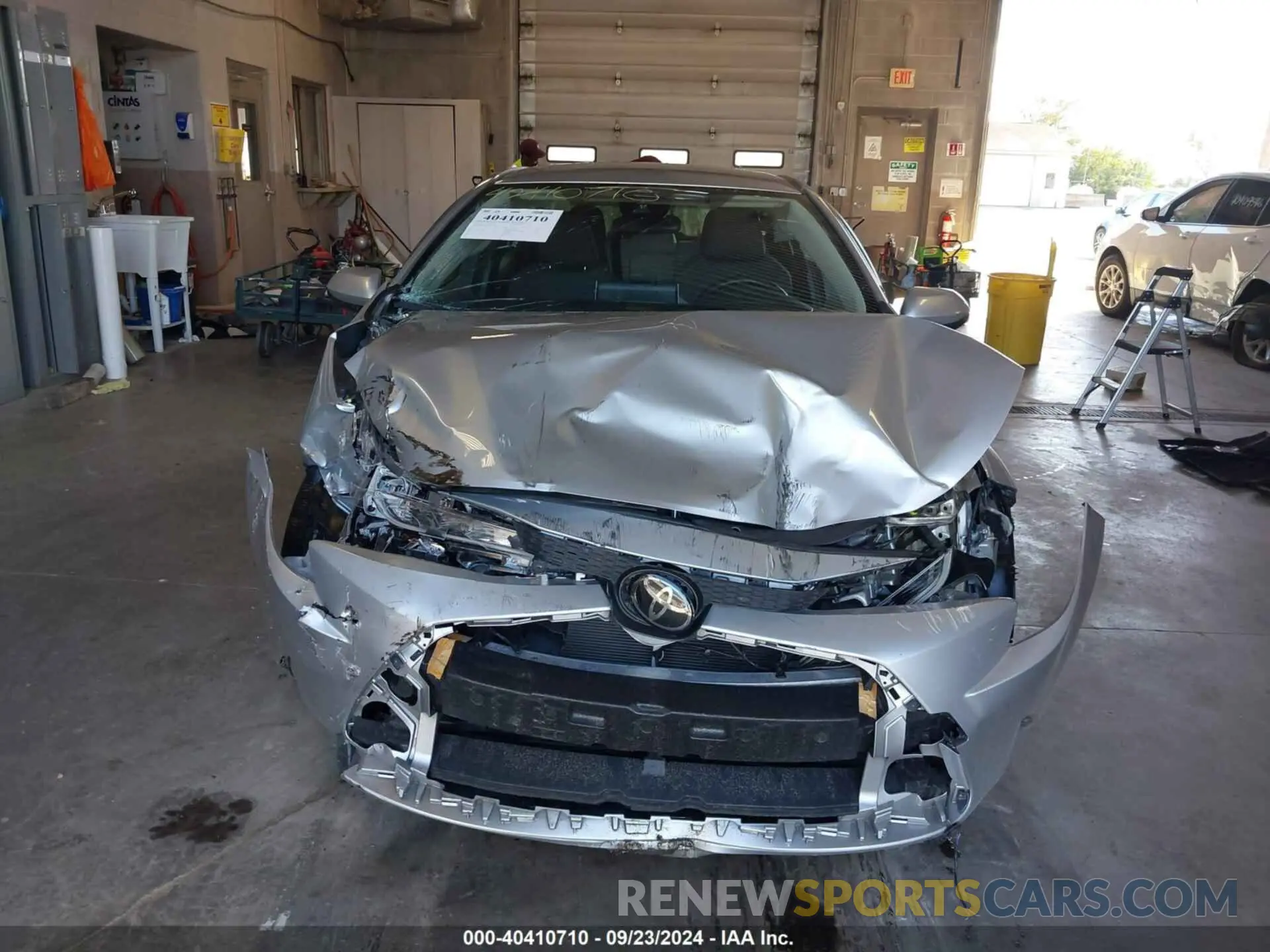 12 Photograph of a damaged car JTDEPMAE5MJ119746 TOYOTA COROLLA 2021