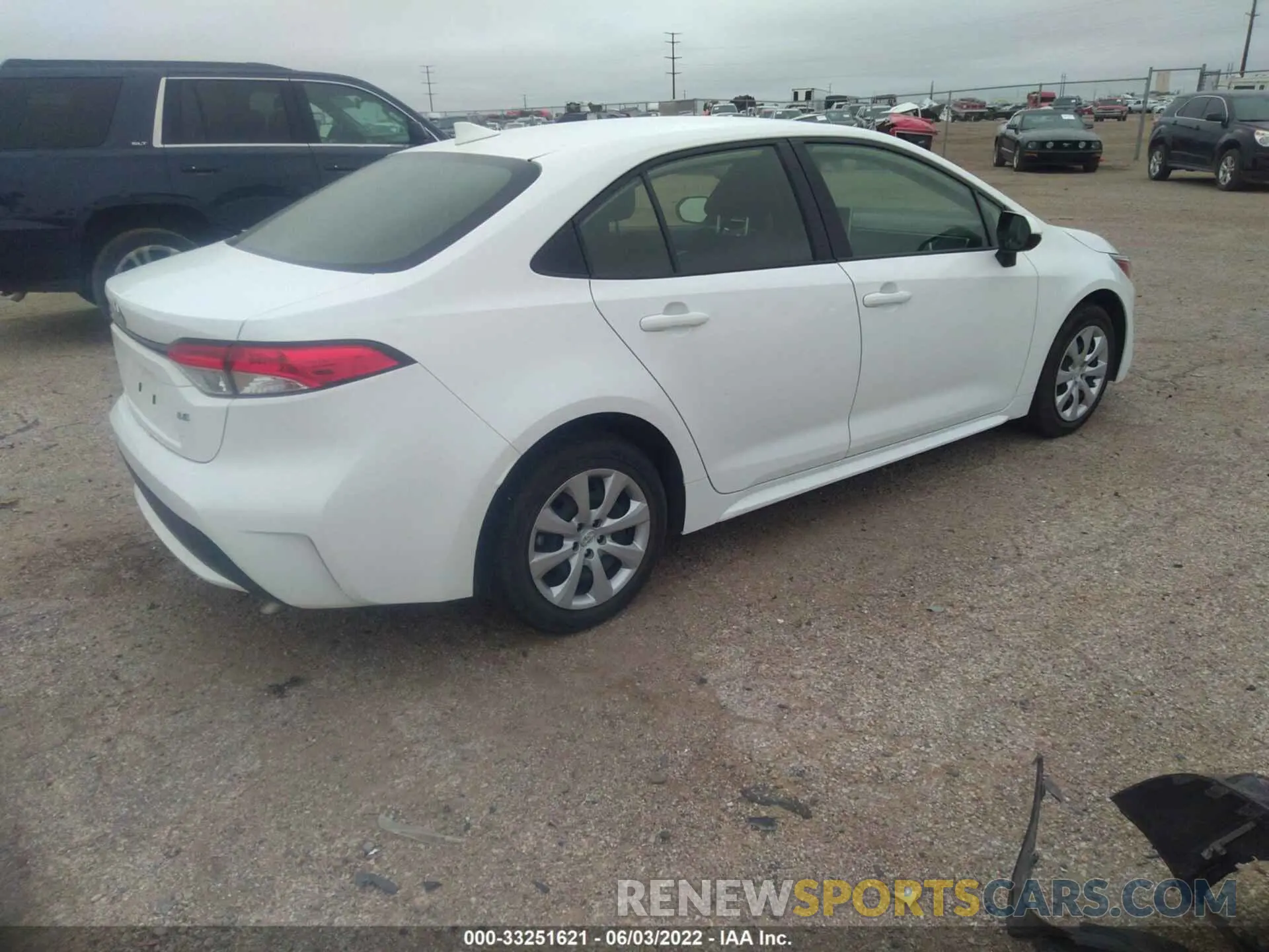 4 Photograph of a damaged car JTDEPMAE5MJ121755 TOYOTA COROLLA 2021