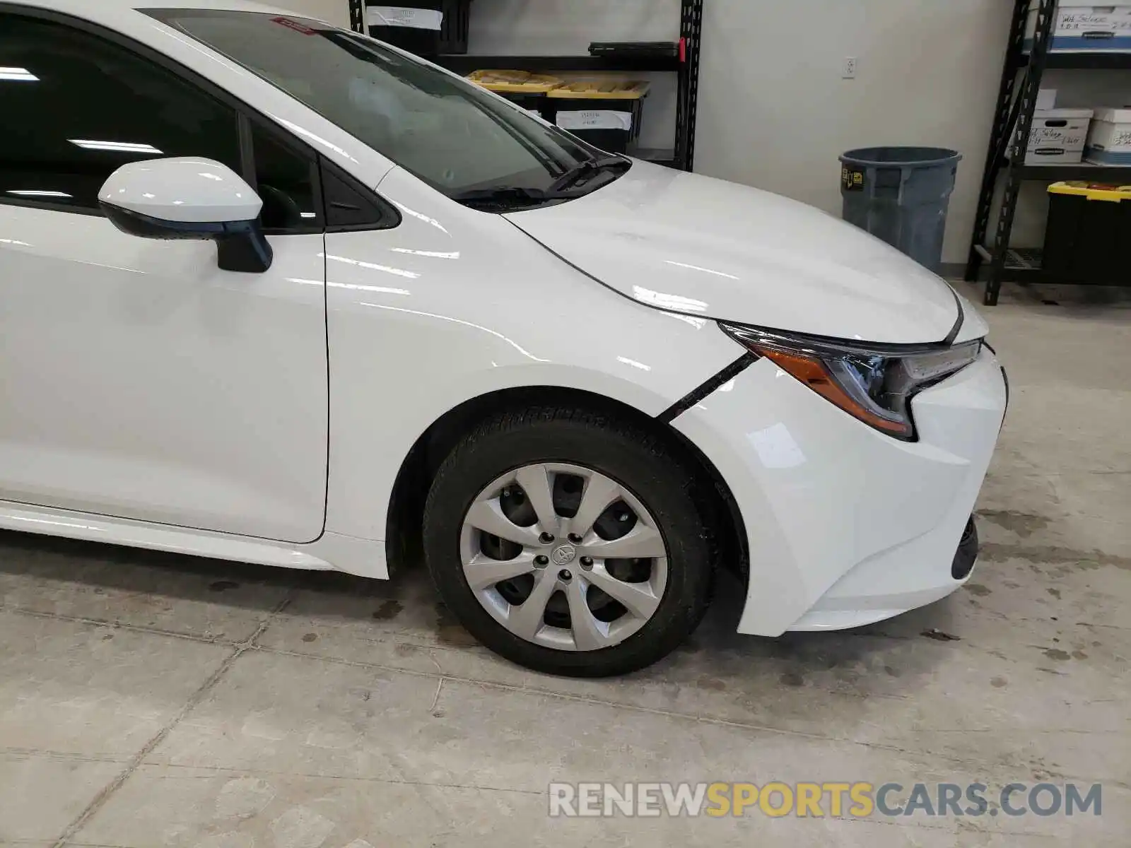 9 Photograph of a damaged car JTDEPMAE5MJ123408 TOYOTA COROLLA 2021