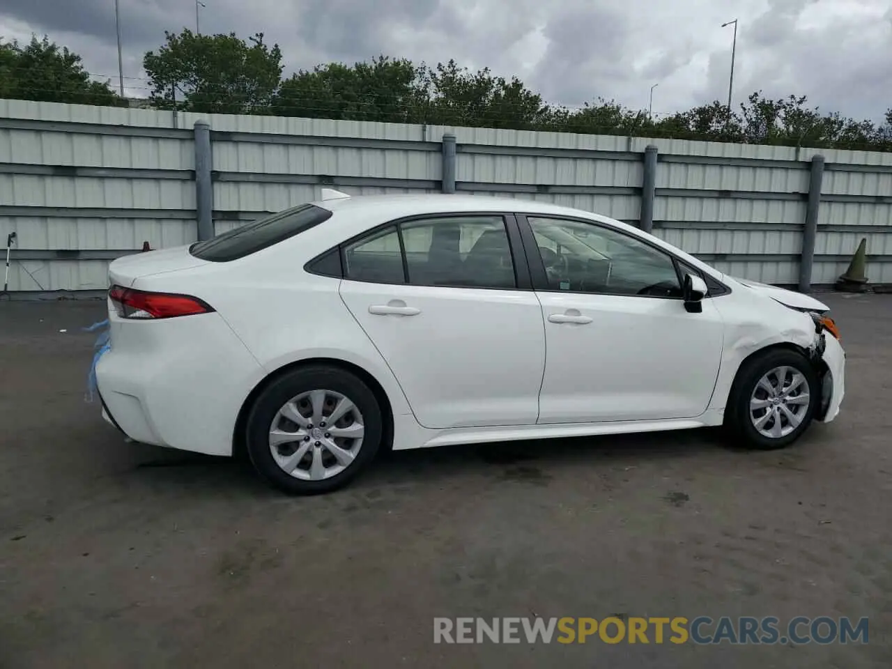 3 Photograph of a damaged car JTDEPMAE5MJ126518 TOYOTA COROLLA 2021