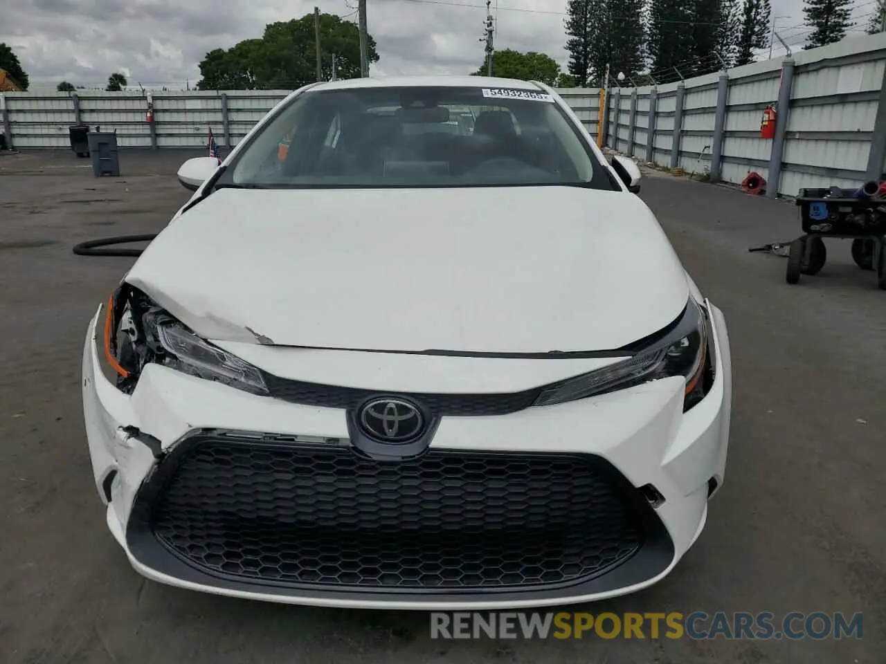 5 Photograph of a damaged car JTDEPMAE5MJ126518 TOYOTA COROLLA 2021