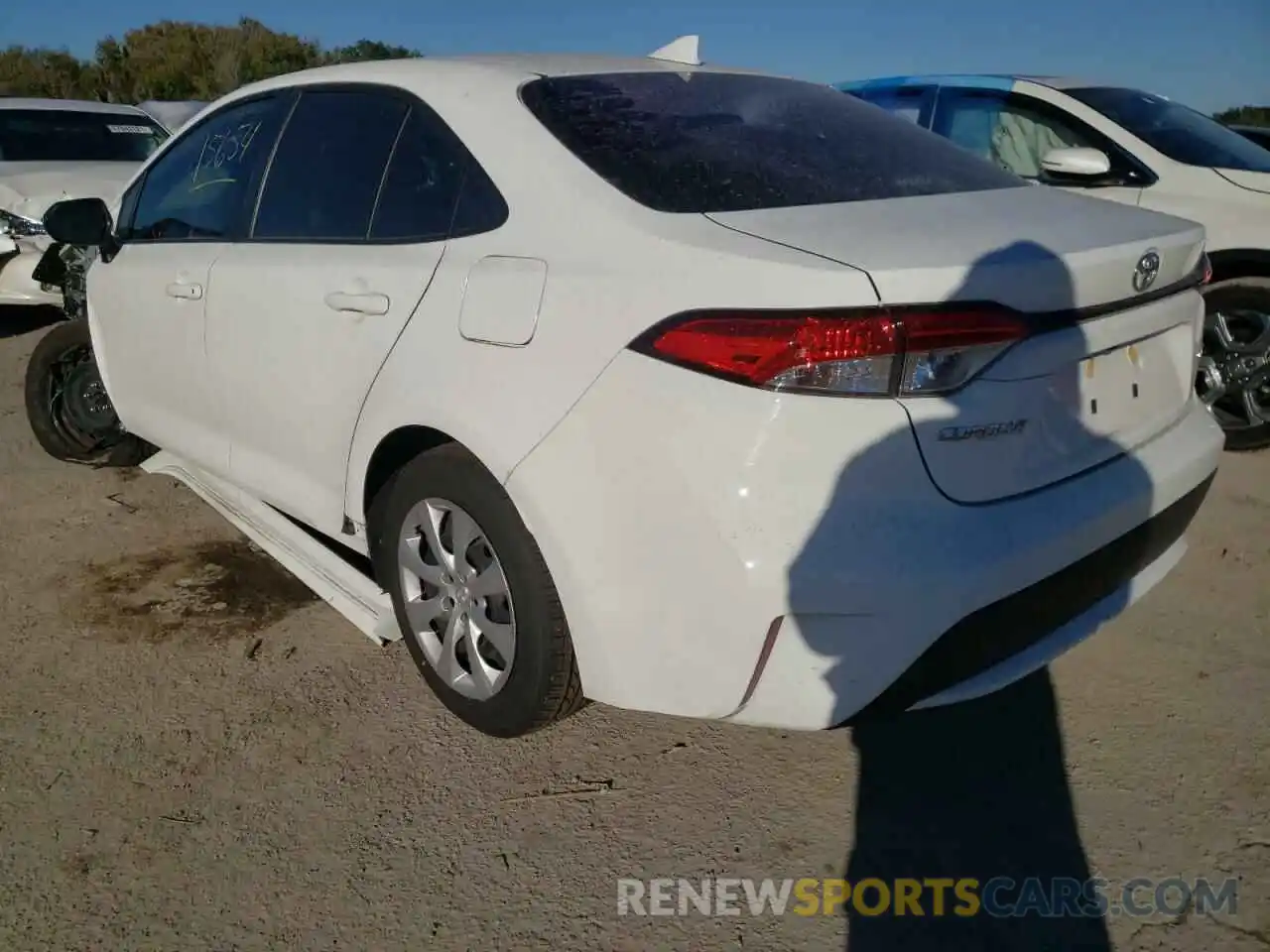 3 Photograph of a damaged car JTDEPMAE5MJ172320 TOYOTA COROLLA 2021