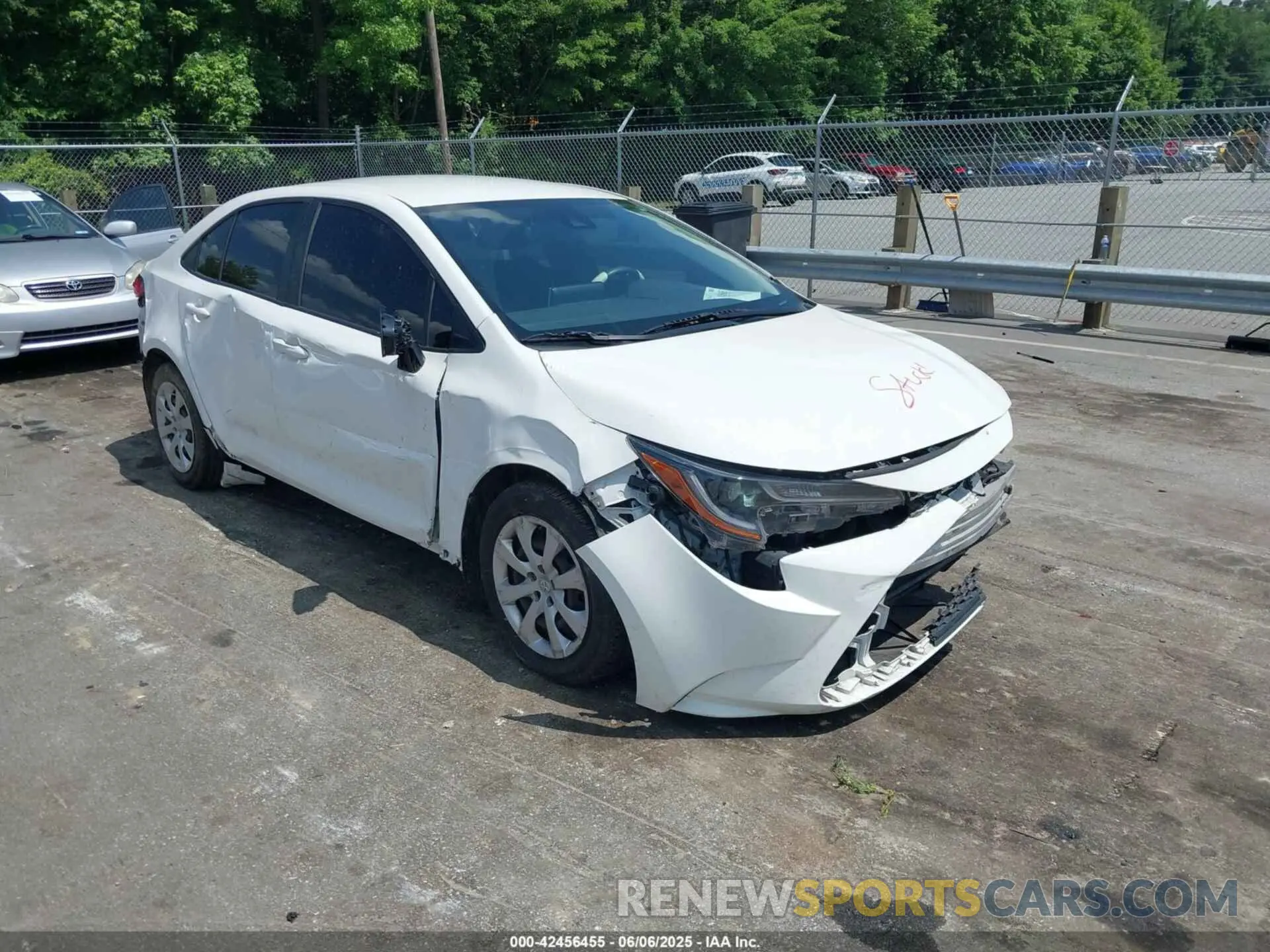 1 Photograph of a damaged car JTDEPMAE5MJ175962 TOYOTA COROLLA 2021