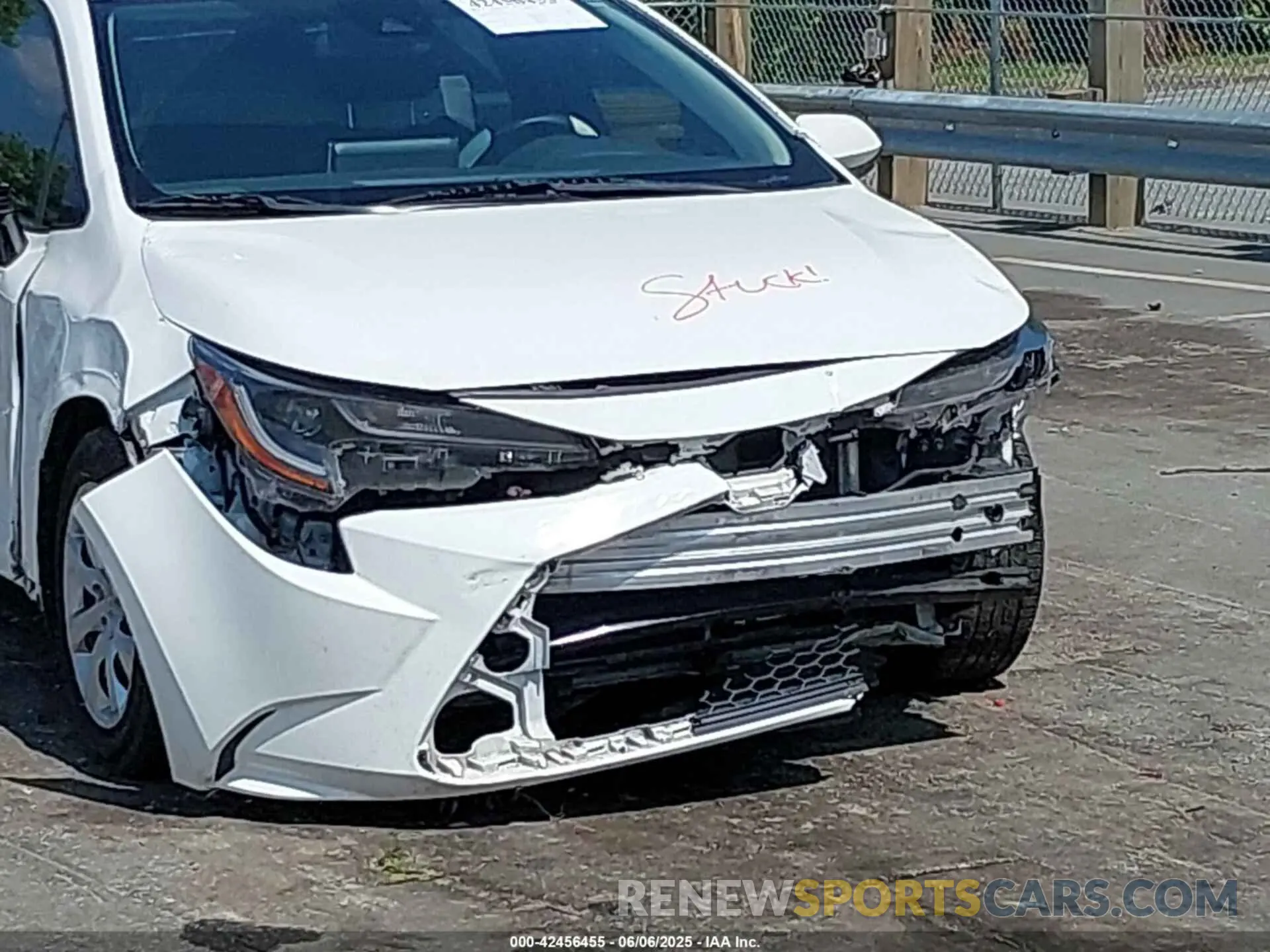 6 Photograph of a damaged car JTDEPMAE5MJ175962 TOYOTA COROLLA 2021