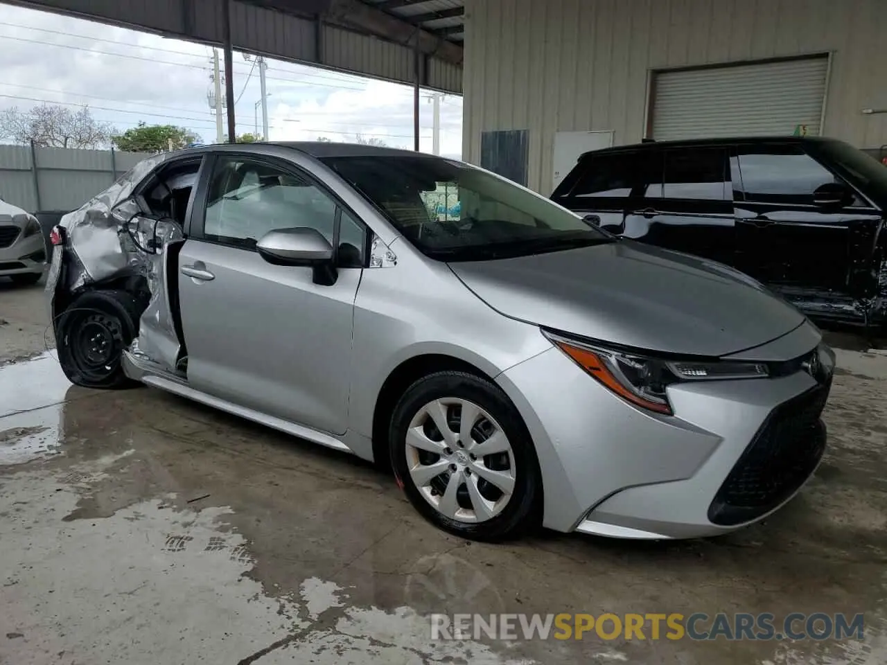 4 Photograph of a damaged car JTDEPMAE5MJ180255 TOYOTA COROLLA 2021