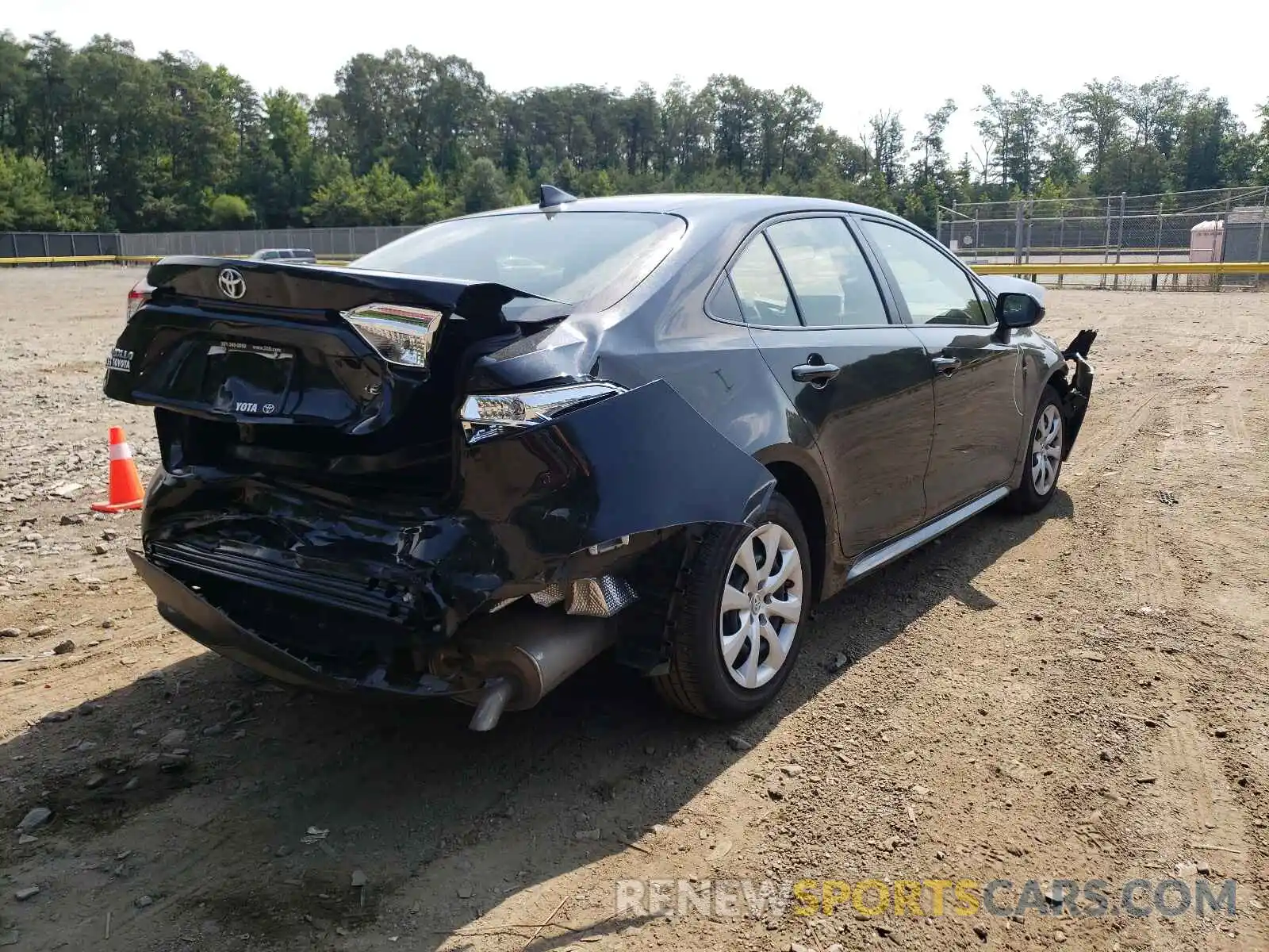 4 Photograph of a damaged car JTDEPMAE5MJ180434 TOYOTA COROLLA 2021